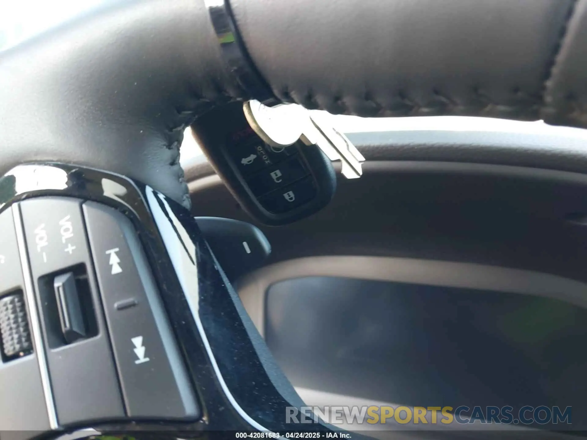 11 fotografías del automóvil dañado 1HGCY2F8XSA022651 HONDA ACCORD 2025