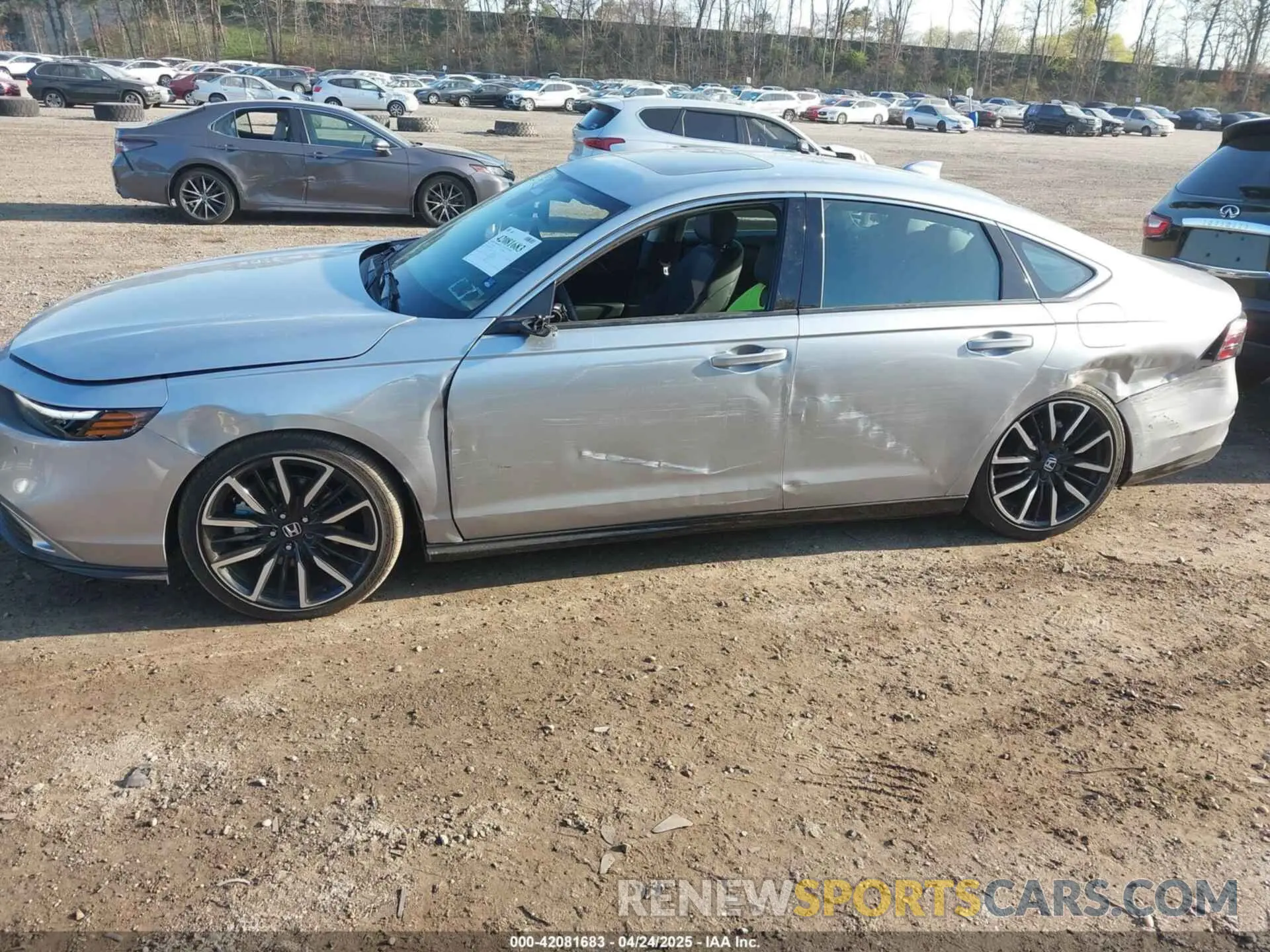 14 fotografías del automóvil dañado 1HGCY2F8XSA022651 HONDA ACCORD 2025