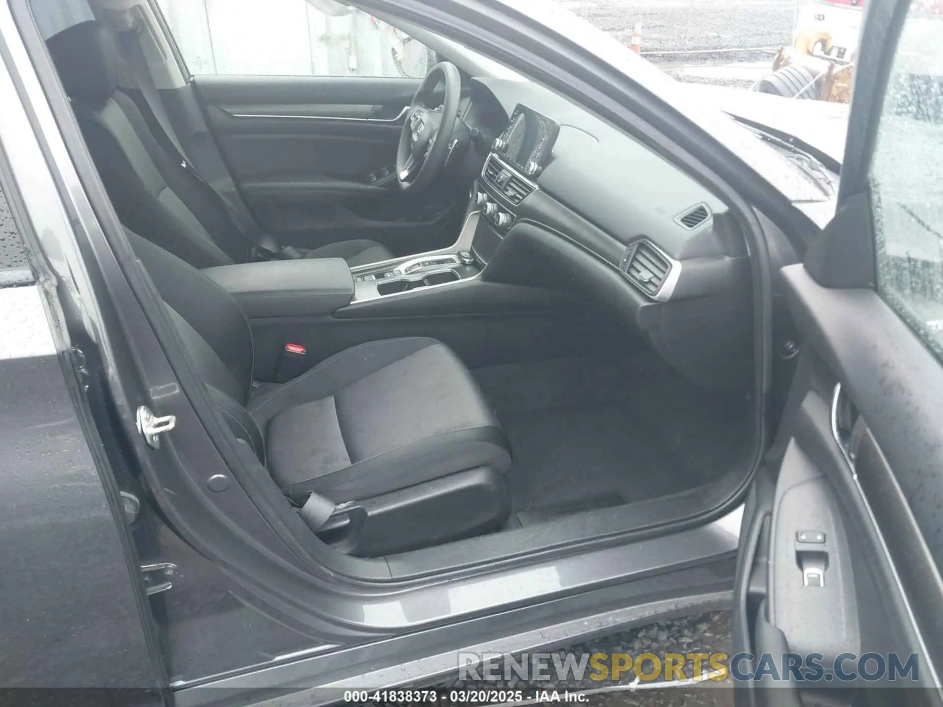 5 fotografías del automóvil dañado 1HGCV3F12KA006218 HONDA ACCORD HYBRID 2019