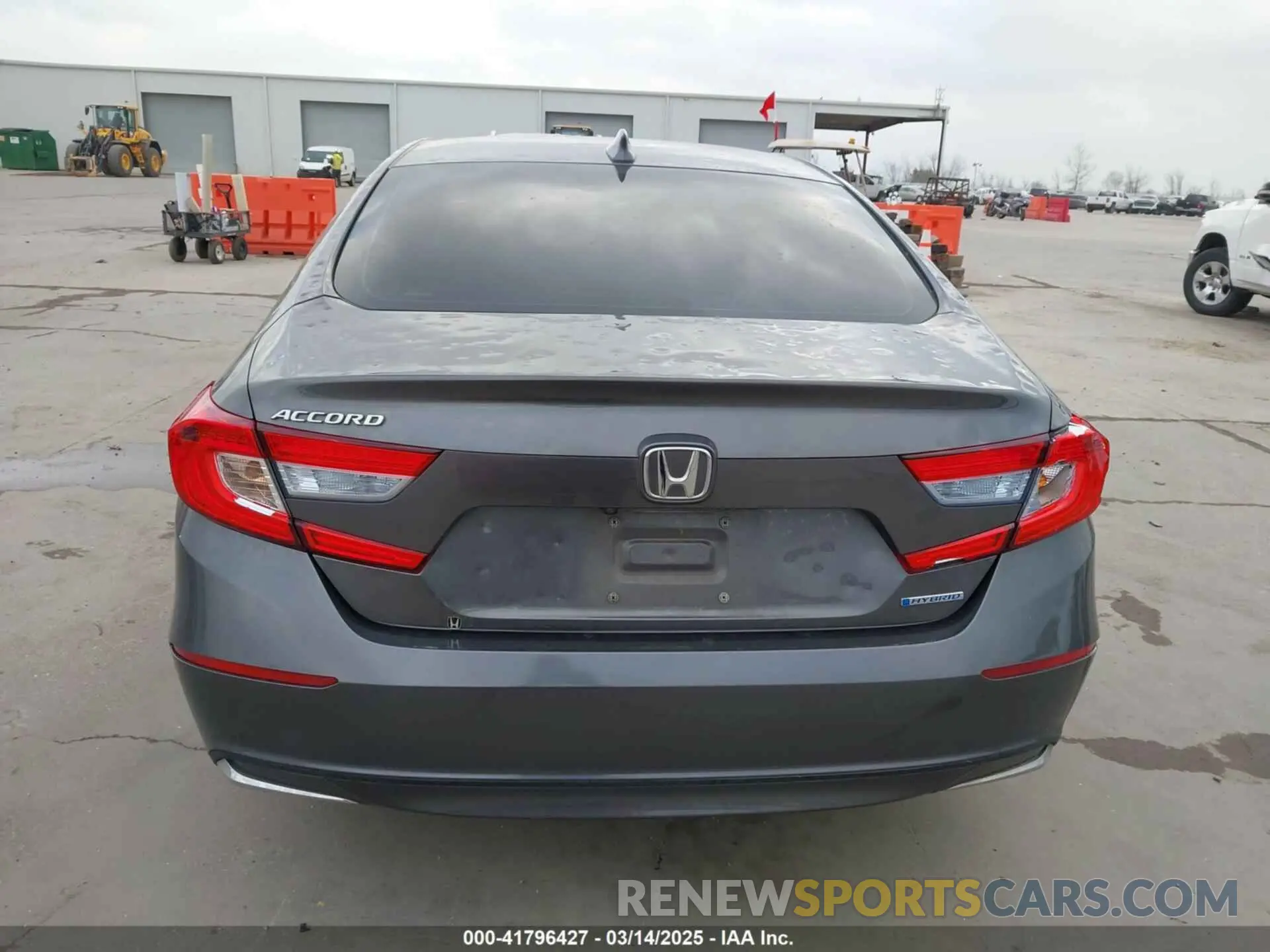 16 fotografías del automóvil dañado 1HGCV3F17KA019711 HONDA ACCORD HYBRID 2019