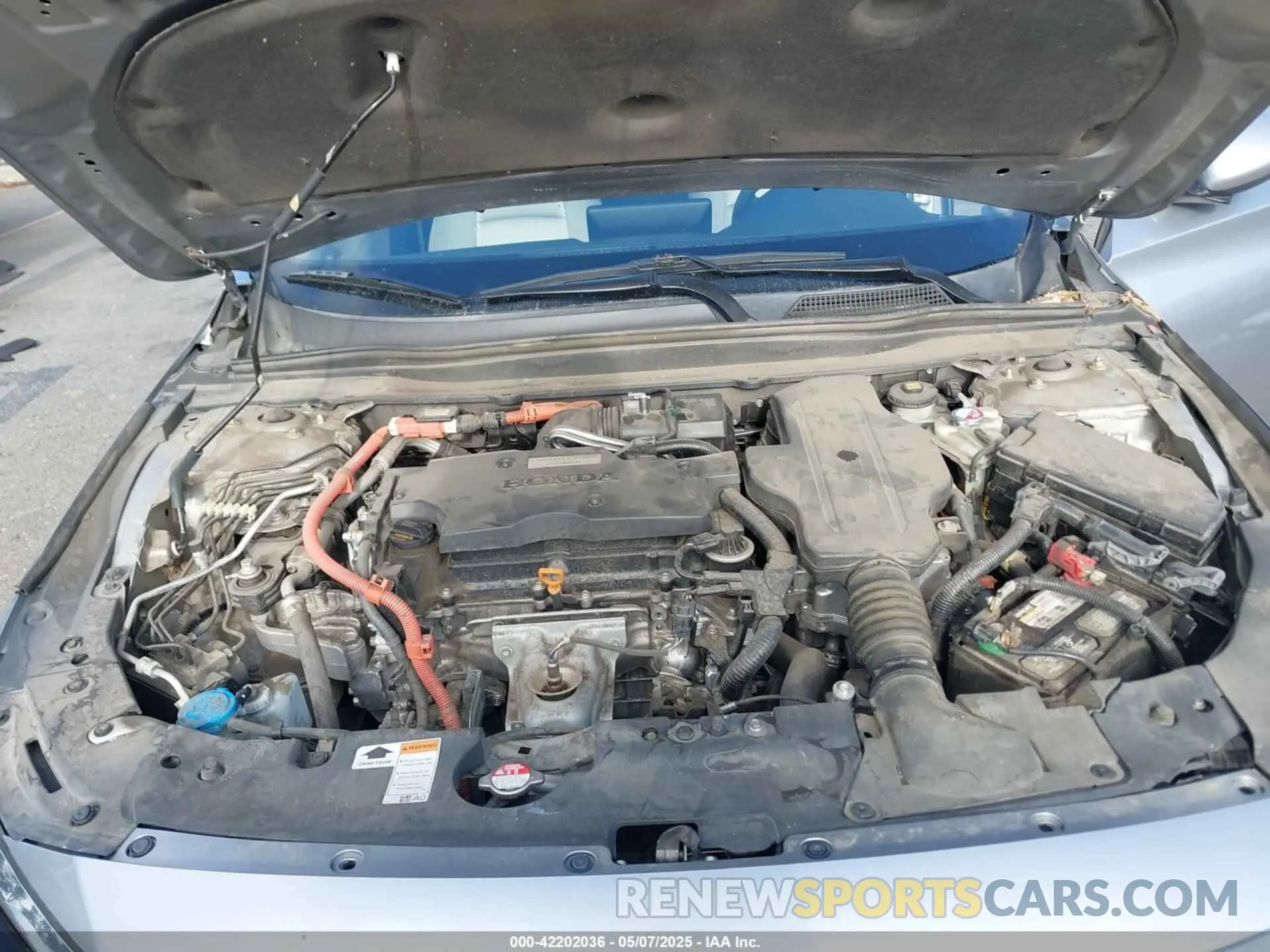 10 fotografías del automóvil dañado 1HGCV3F1XKA015328 HONDA ACCORD HYBRID 2019