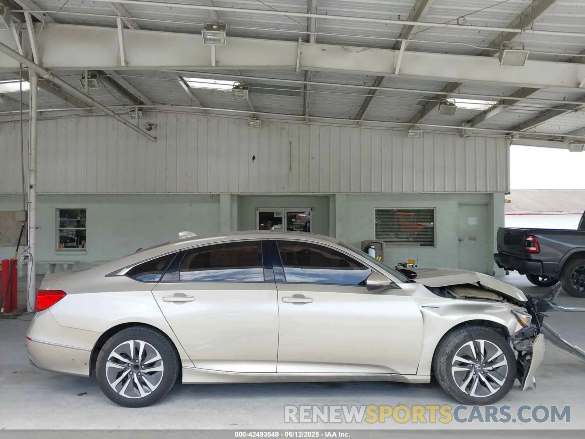 13 fotografías del automóvil dañado 1HGCV3F59KA015906 HONDA ACCORD HYBRID 2019