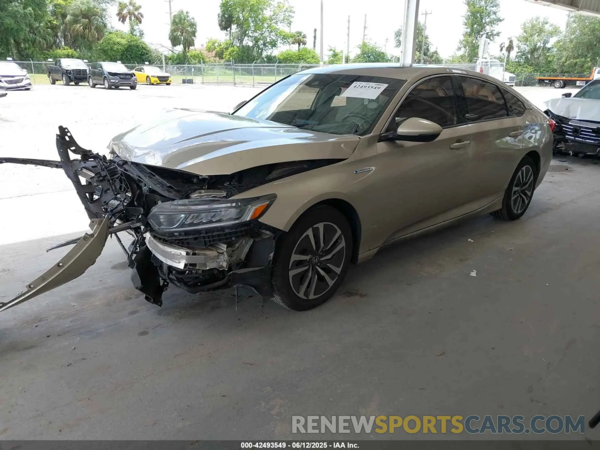 2 fotografías del automóvil dañado 1HGCV3F59KA015906 HONDA ACCORD HYBRID 2019