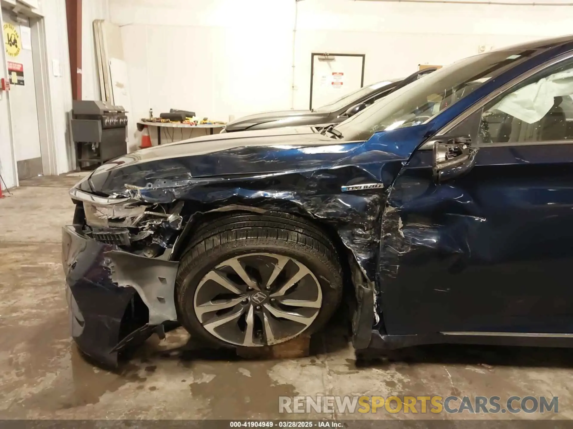 6 fotografías del automóvil dañado 1HGCV3F92KA005107 HONDA ACCORD HYBRID 2019