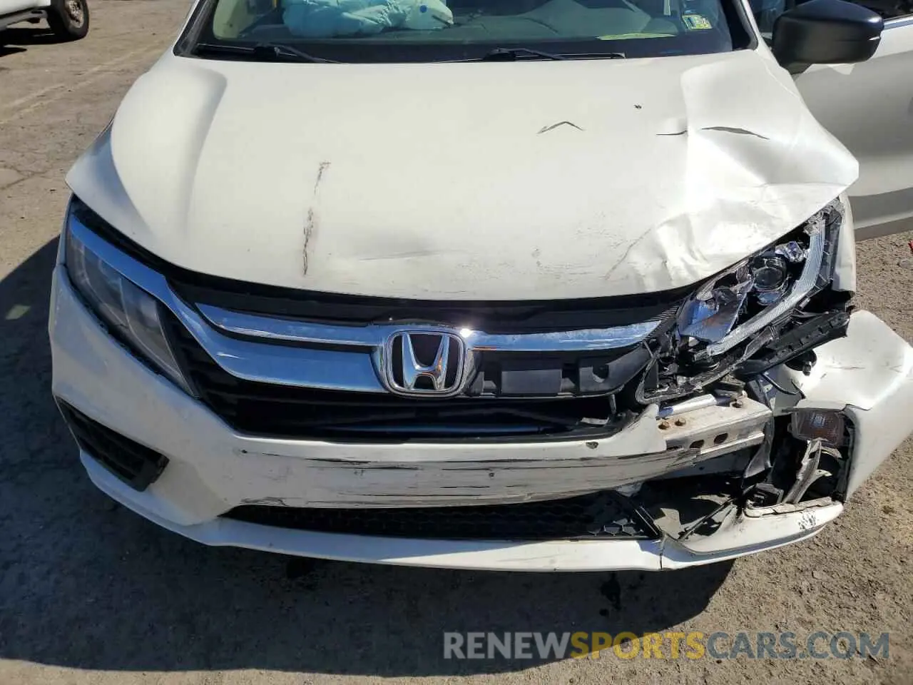 13 fotografías del automóvil dañado 5FNRL6H22KB016888 HONDA All Models 2019