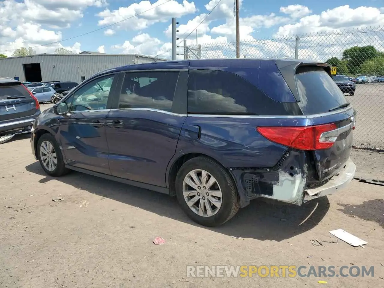 2 fotografías del automóvil dañado 5FNRL6H28KB027071 HONDA All Models 2019