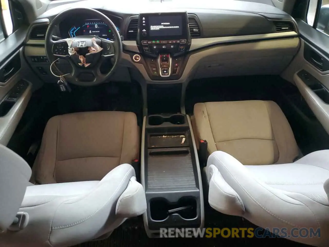 8 fotografías del automóvil dañado 5FNRL6H52KB094307 HONDA All Models 2019