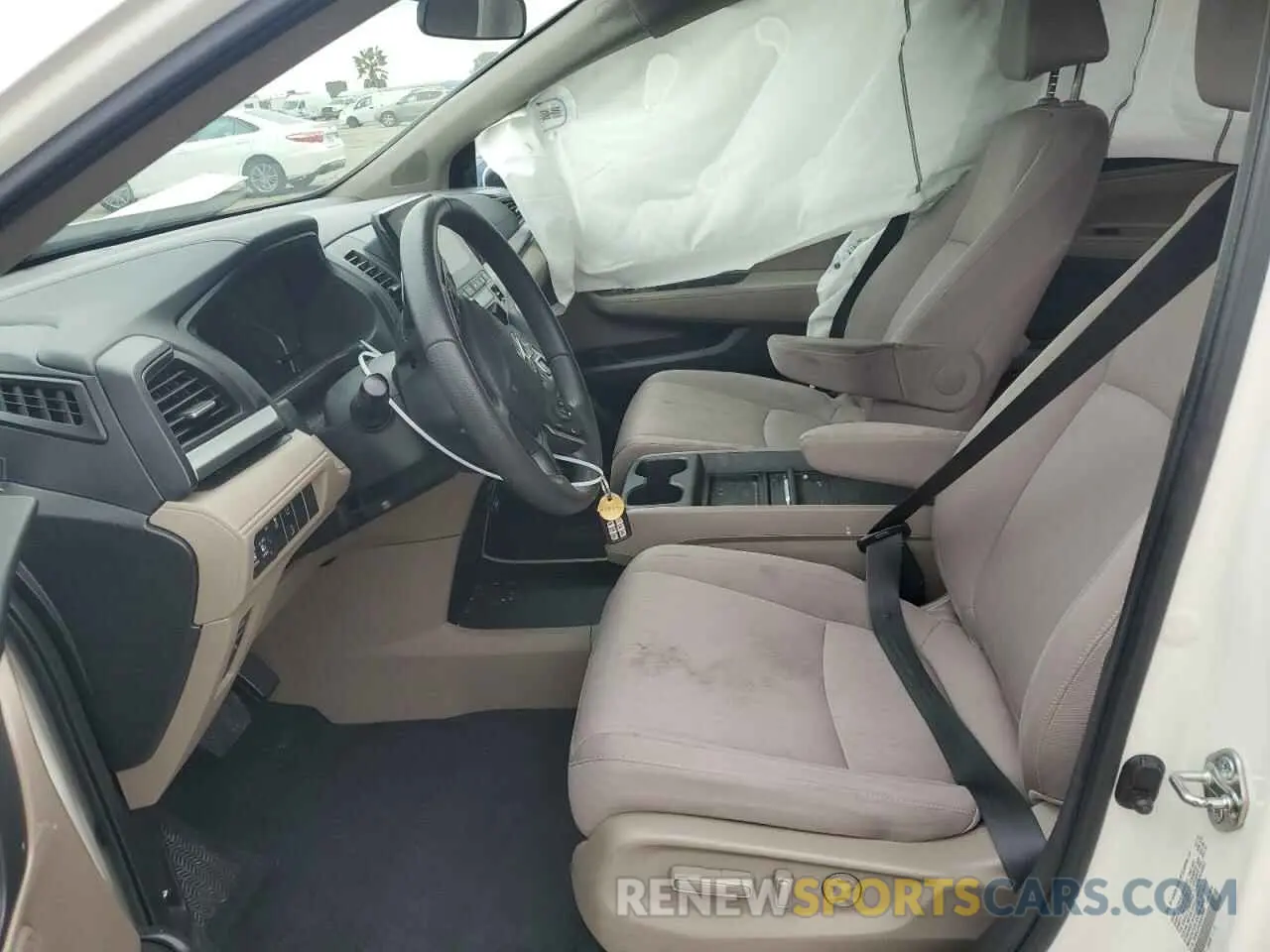7 fotografías del automóvil dañado 5FNRL6H55KB047191 HONDA All Models 2019