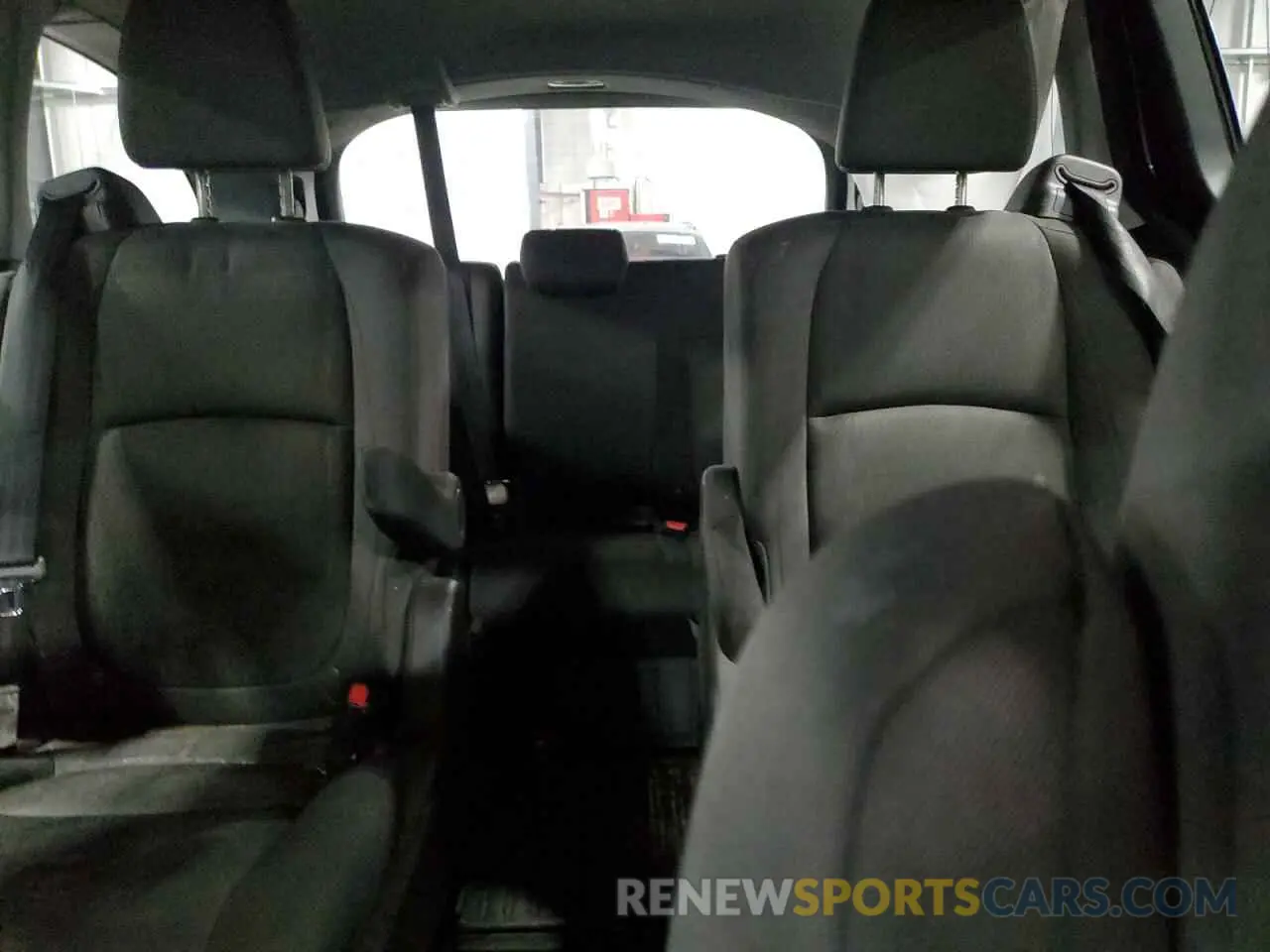 10 fotografías del automóvil dañado 5FNRL6H56KB062976 HONDA All Models 2019