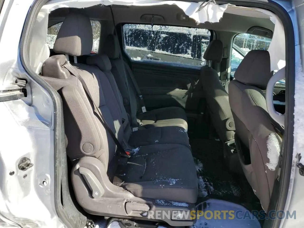 11 fotografías del automóvil dañado 5FNRL6H57KB114194 HONDA All Models 2019