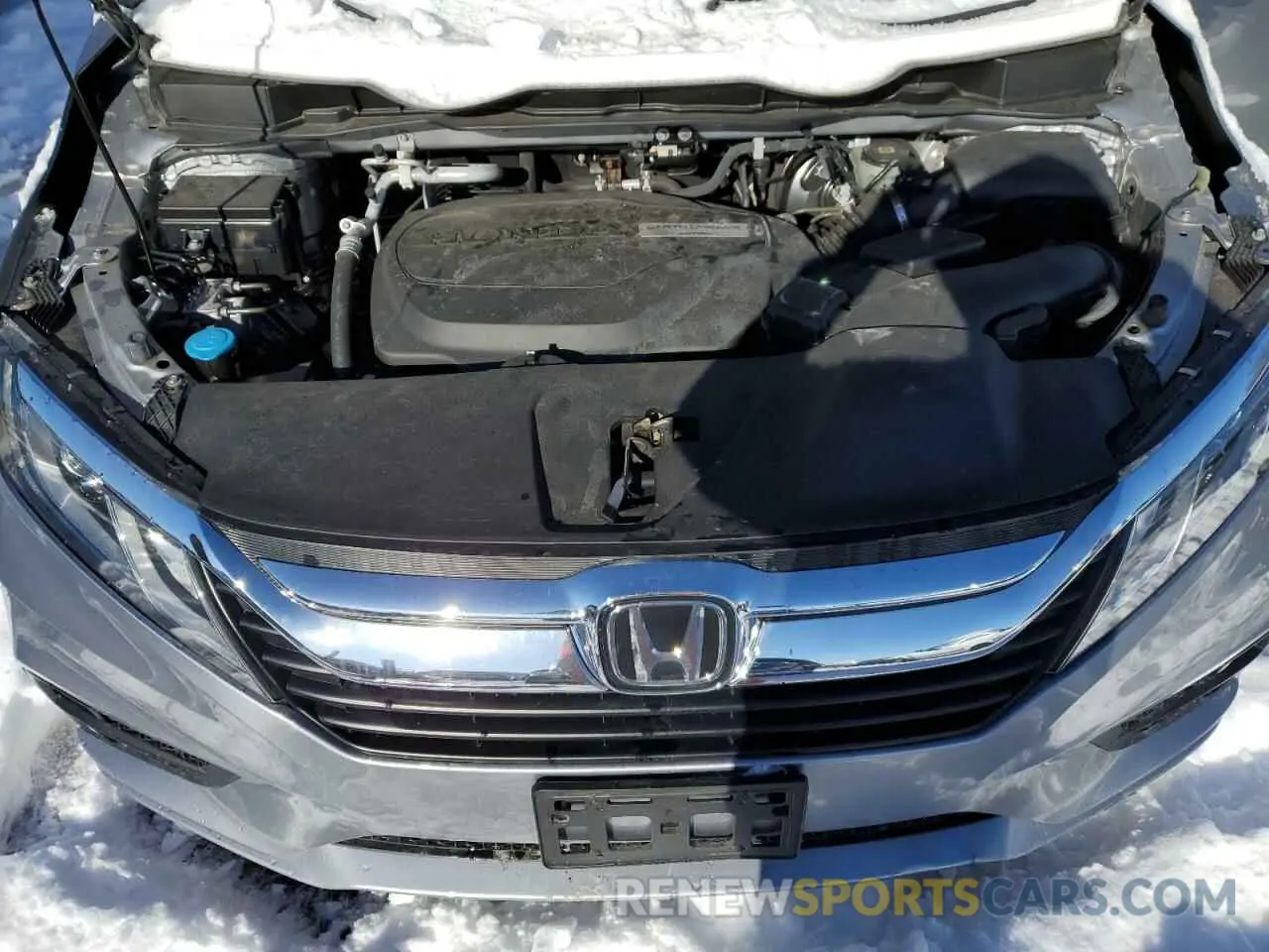12 fotografías del automóvil dañado 5FNRL6H57KB114194 HONDA All Models 2019
