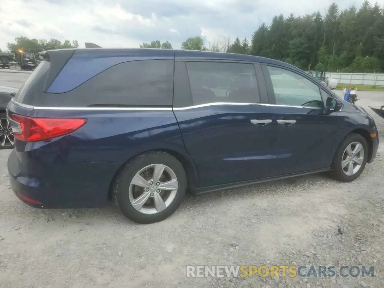 3 fotografías del automóvil dañado 5FNRL6H58KB022432 HONDA All Models 2019