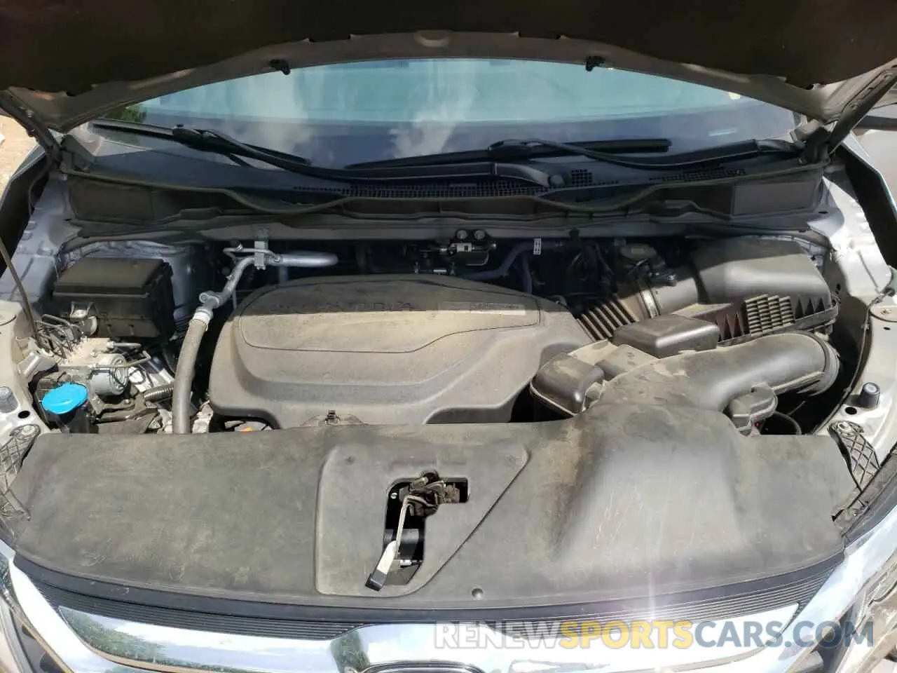 12 fotografías del automóvil dañado 5FNRL6H70KB005948 HONDA All Models 2019