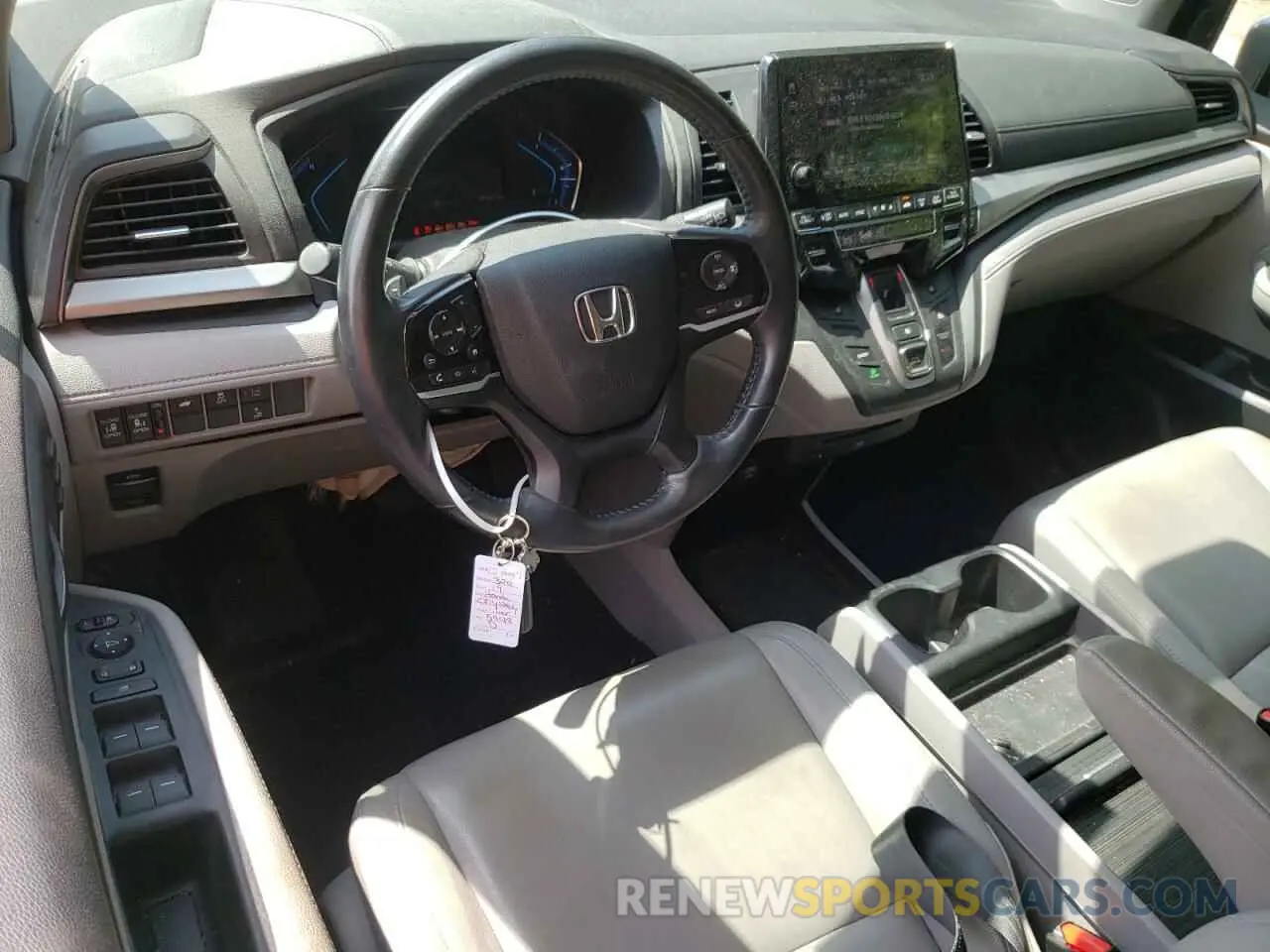 8 fotografías del automóvil dañado 5FNRL6H70KB005948 HONDA All Models 2019