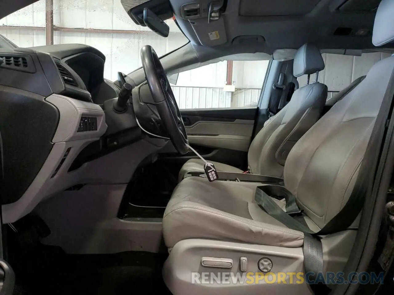 7 fotografías del automóvil dañado 5FNRL6H70KB016433 HONDA All Models 2019
