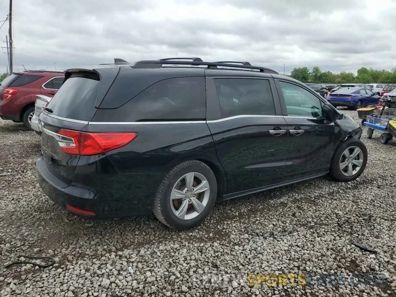 3 fotografías del automóvil dañado 5FNRL6H70KB038738 HONDA All Models 2019