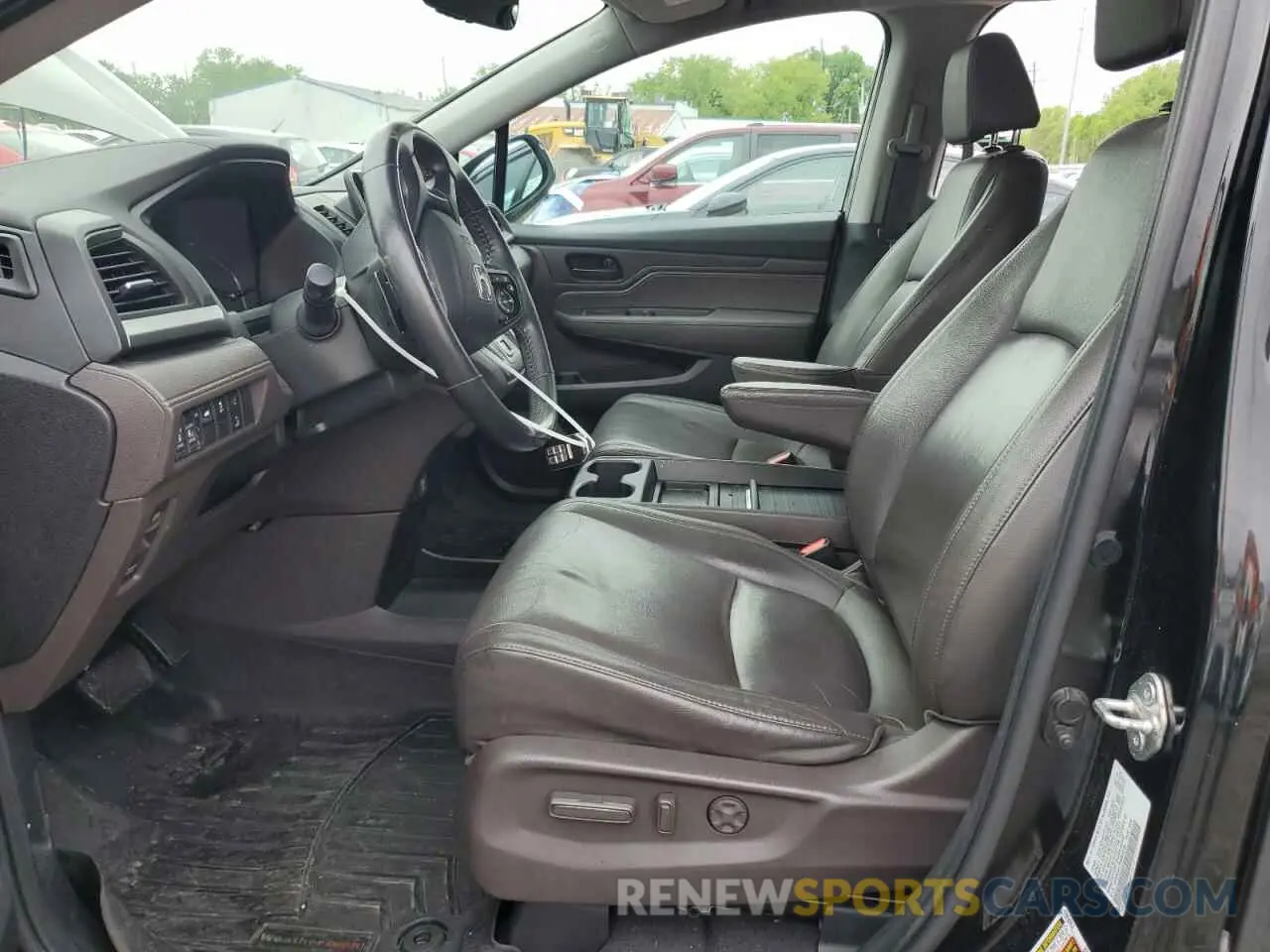 7 fotografías del automóvil dañado 5FNRL6H70KB038738 HONDA All Models 2019