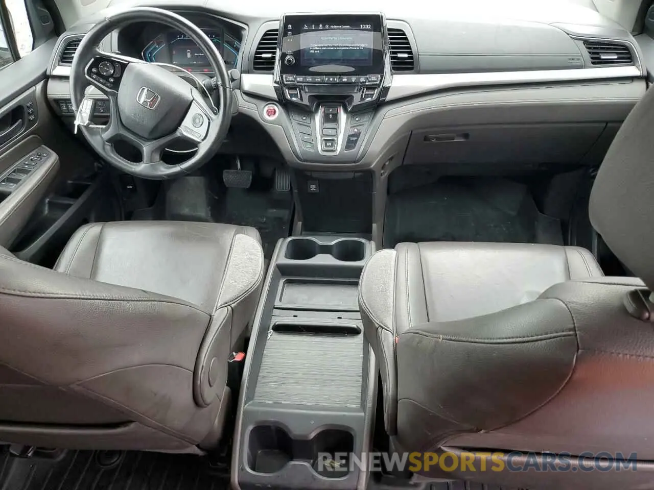 8 fotografías del automóvil dañado 5FNRL6H70KB038738 HONDA All Models 2019