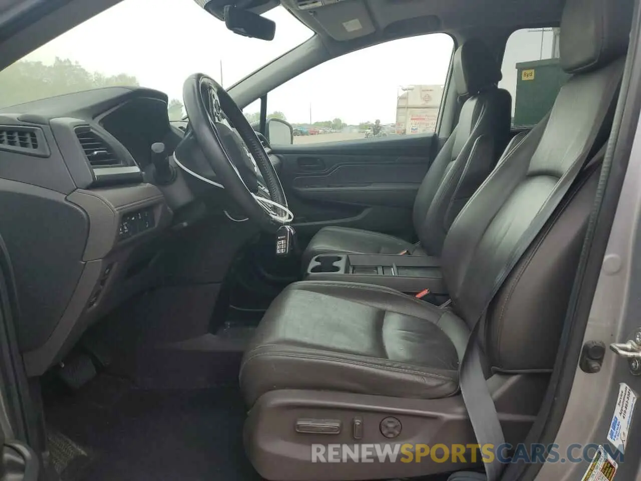 7 fotografías del automóvil dañado 5FNRL6H71KB001522 HONDA All Models 2019