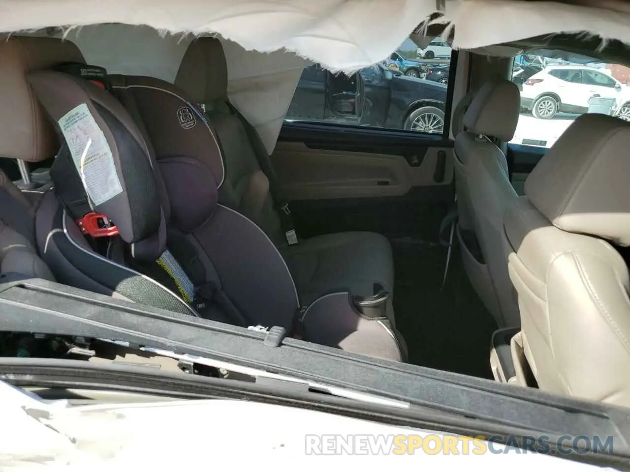 11 fotografías del automóvil dañado 5FNRL6H71KB004176 HONDA All Models 2019