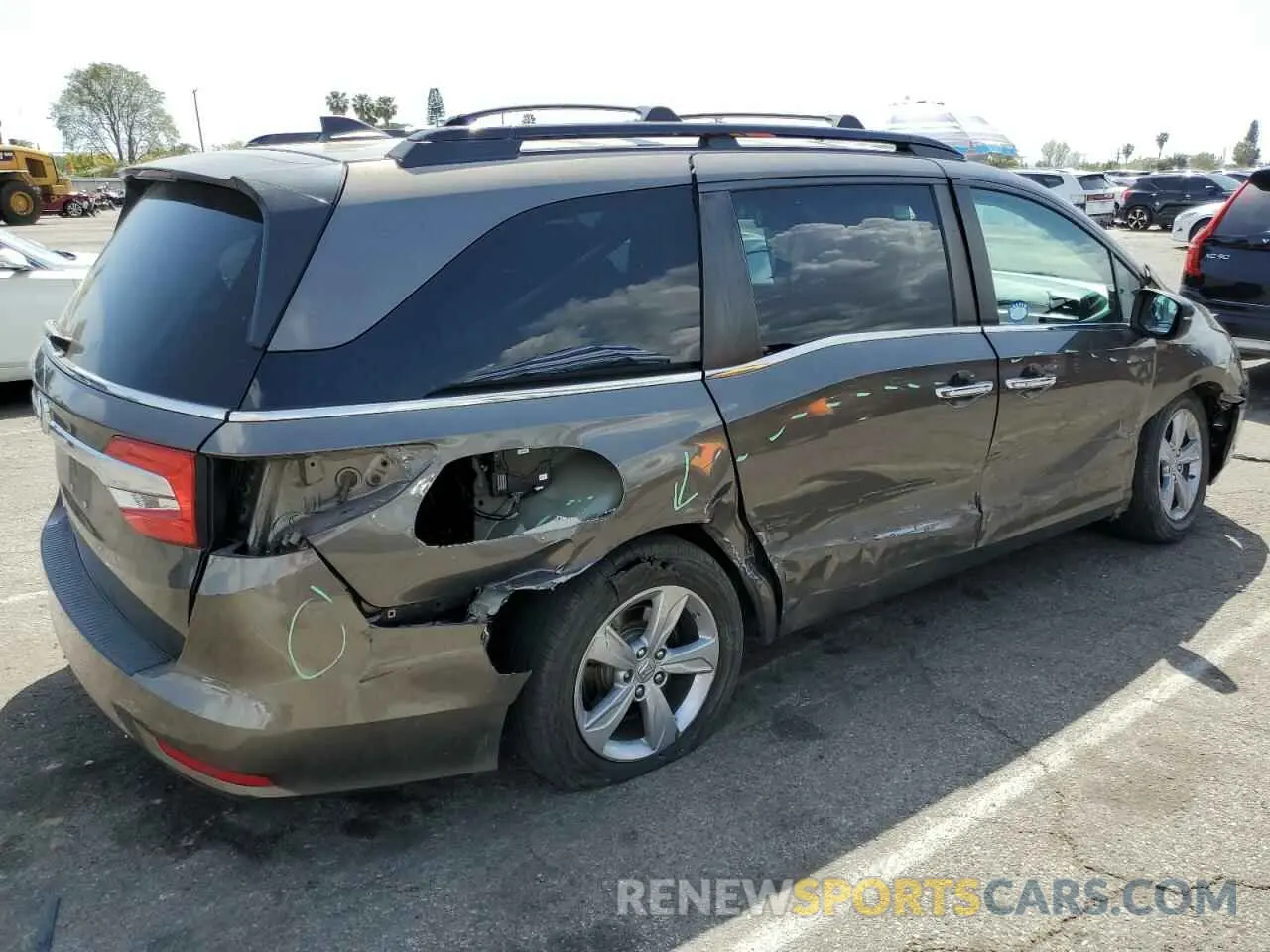 3 fotografías del automóvil dañado 5FNRL6H71KB066628 HONDA All Models 2019