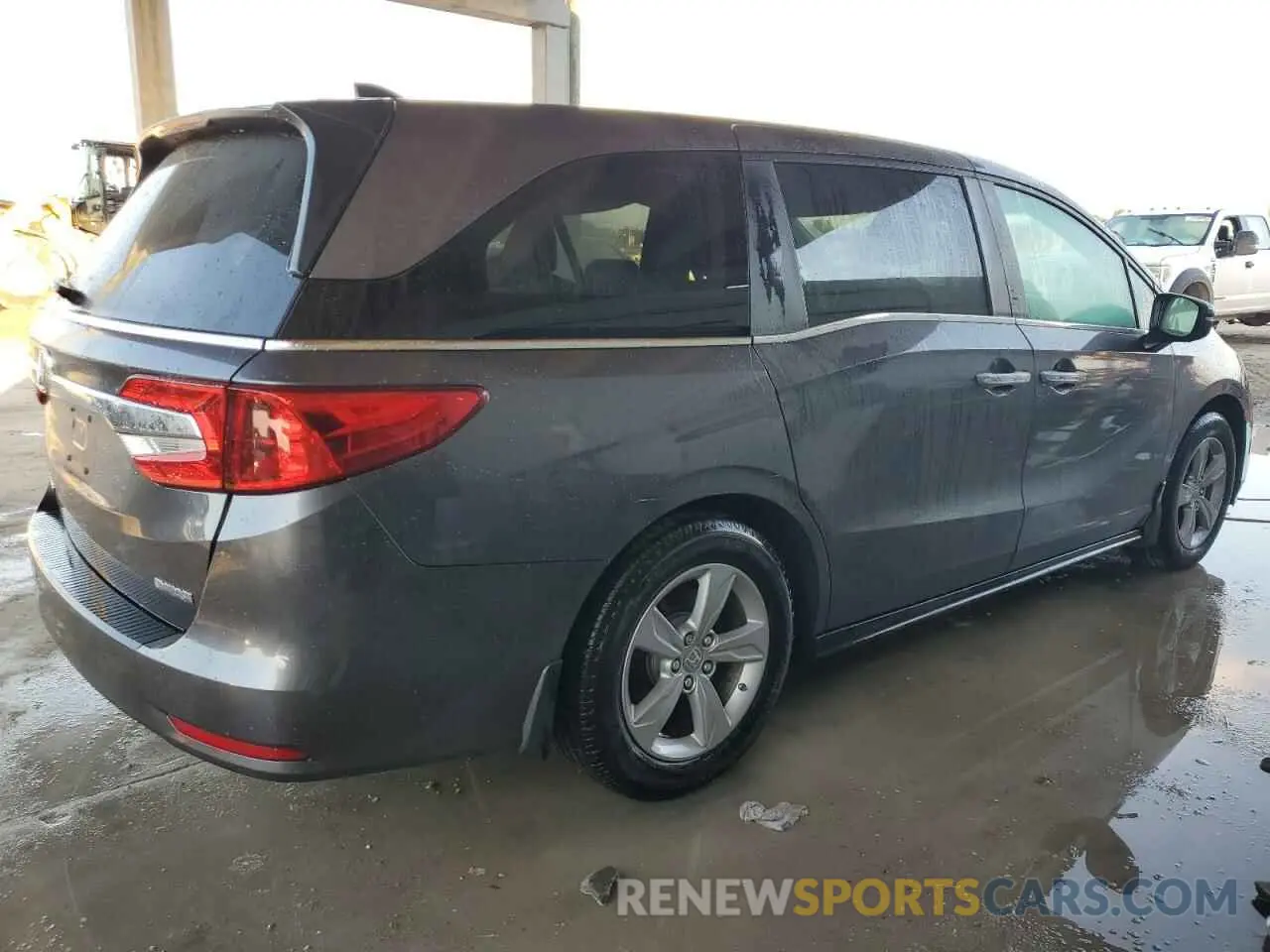 3 fotografías del automóvil dañado 5FNRL6H71KB126181 HONDA All Models 2019