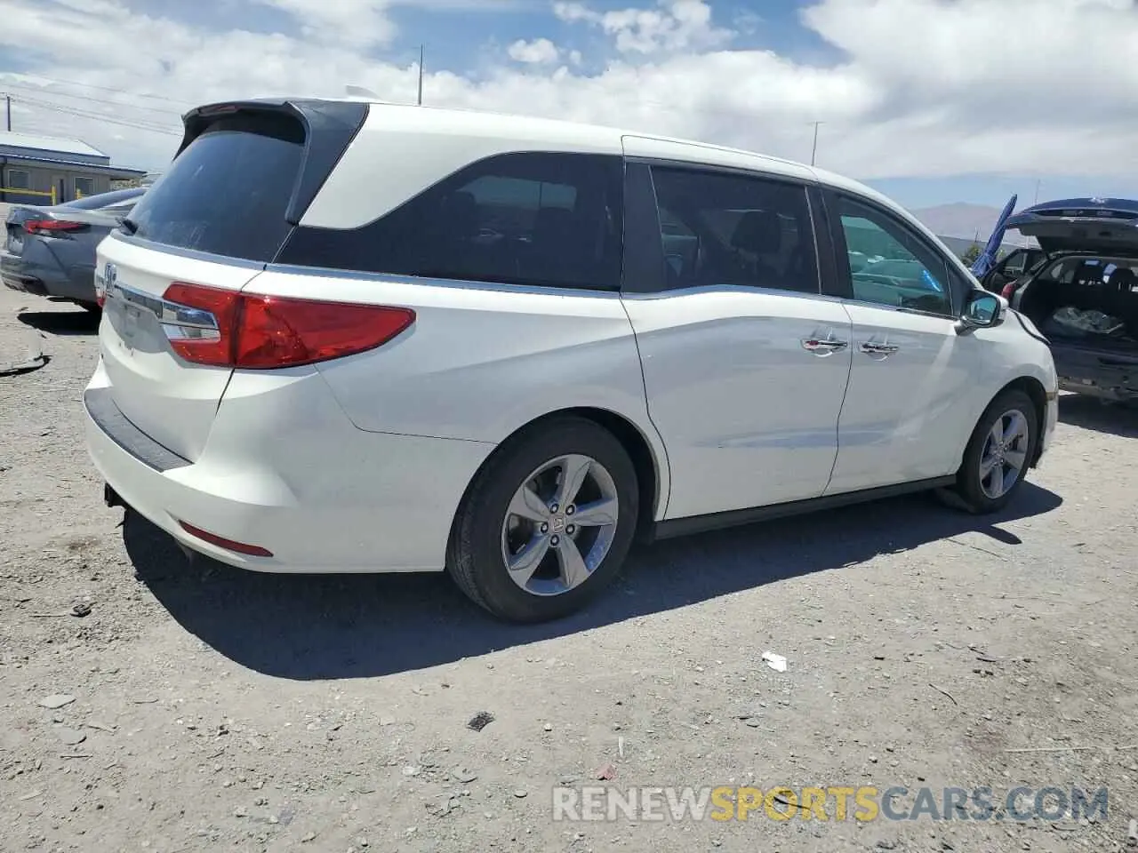 3 fotografías del automóvil dañado 5FNRL6H72KB006714 HONDA All Models 2019