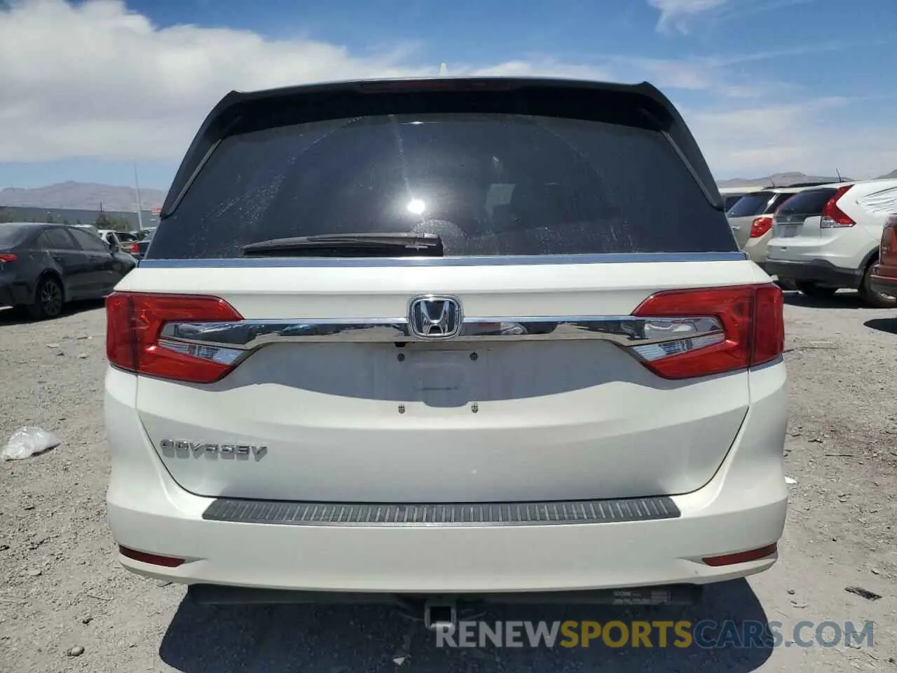 6 fotografías del automóvil dañado 5FNRL6H72KB006714 HONDA All Models 2019