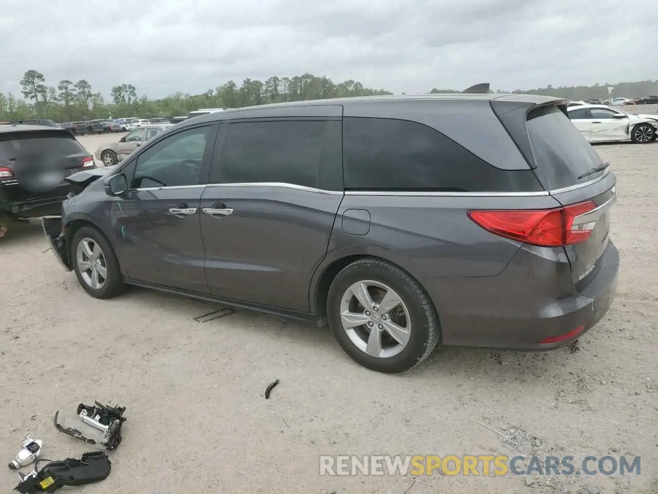 2 fotografías del automóvil dañado 5FNRL6H74KB132931 HONDA All Models 2019