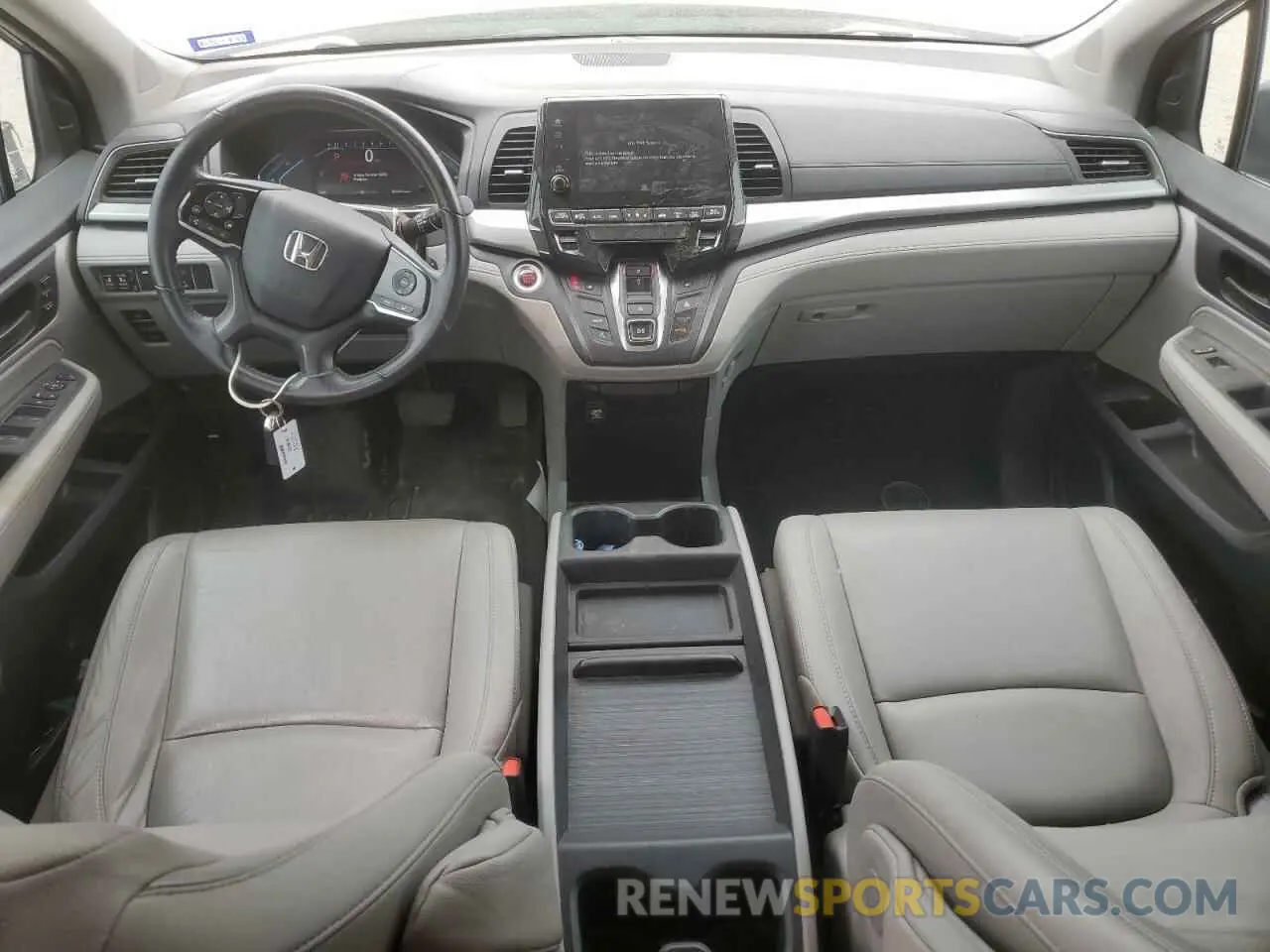 8 fotografías del automóvil dañado 5FNRL6H74KB132931 HONDA All Models 2019