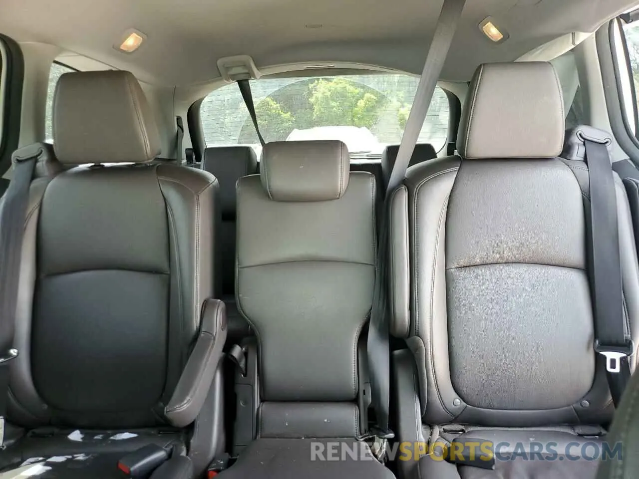 10 fotografías del automóvil dañado 5FNRL6H75KB003287 HONDA All Models 2019