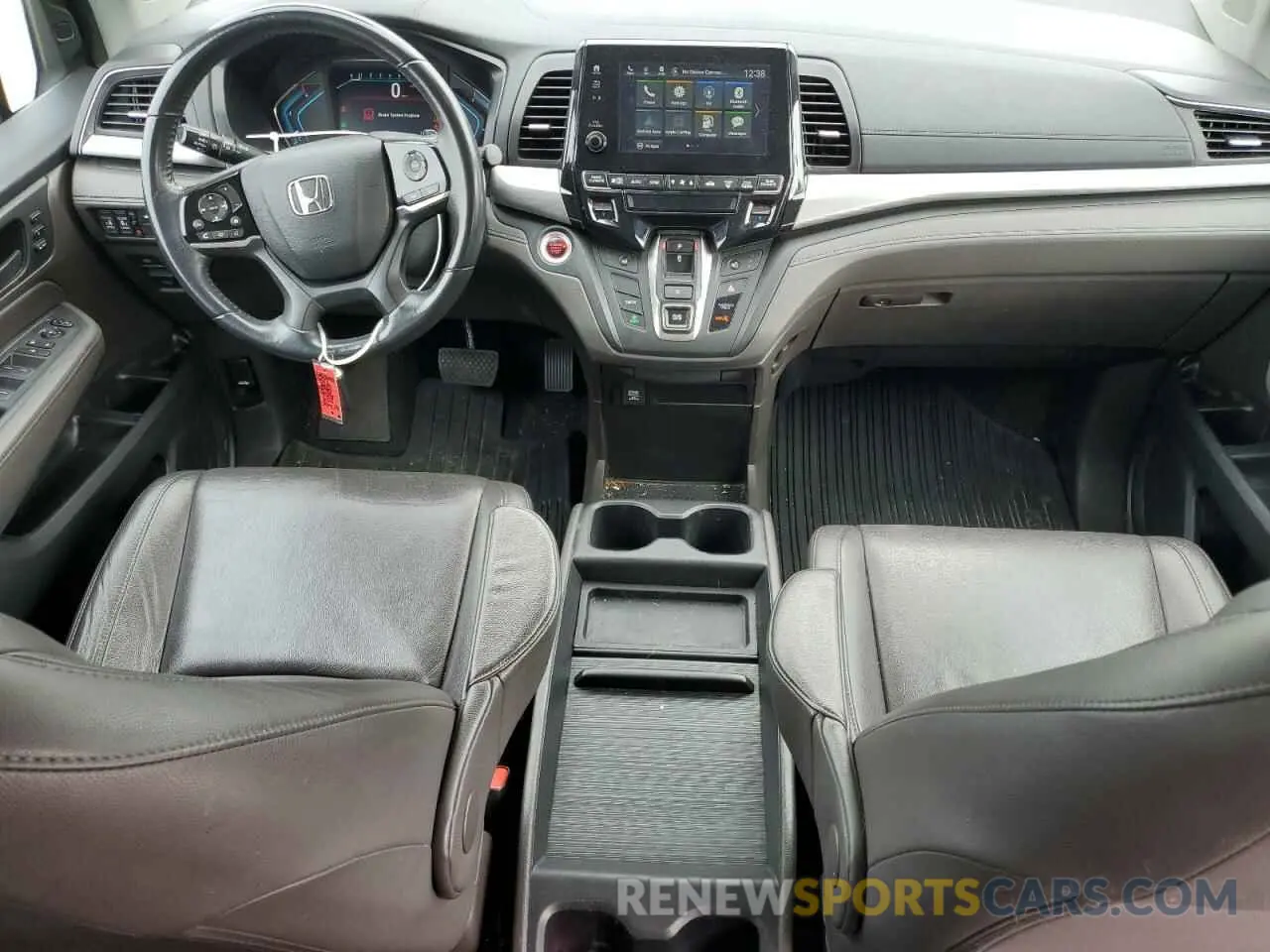 8 fotografías del automóvil dañado 5FNRL6H75KB034006 HONDA All Models 2019