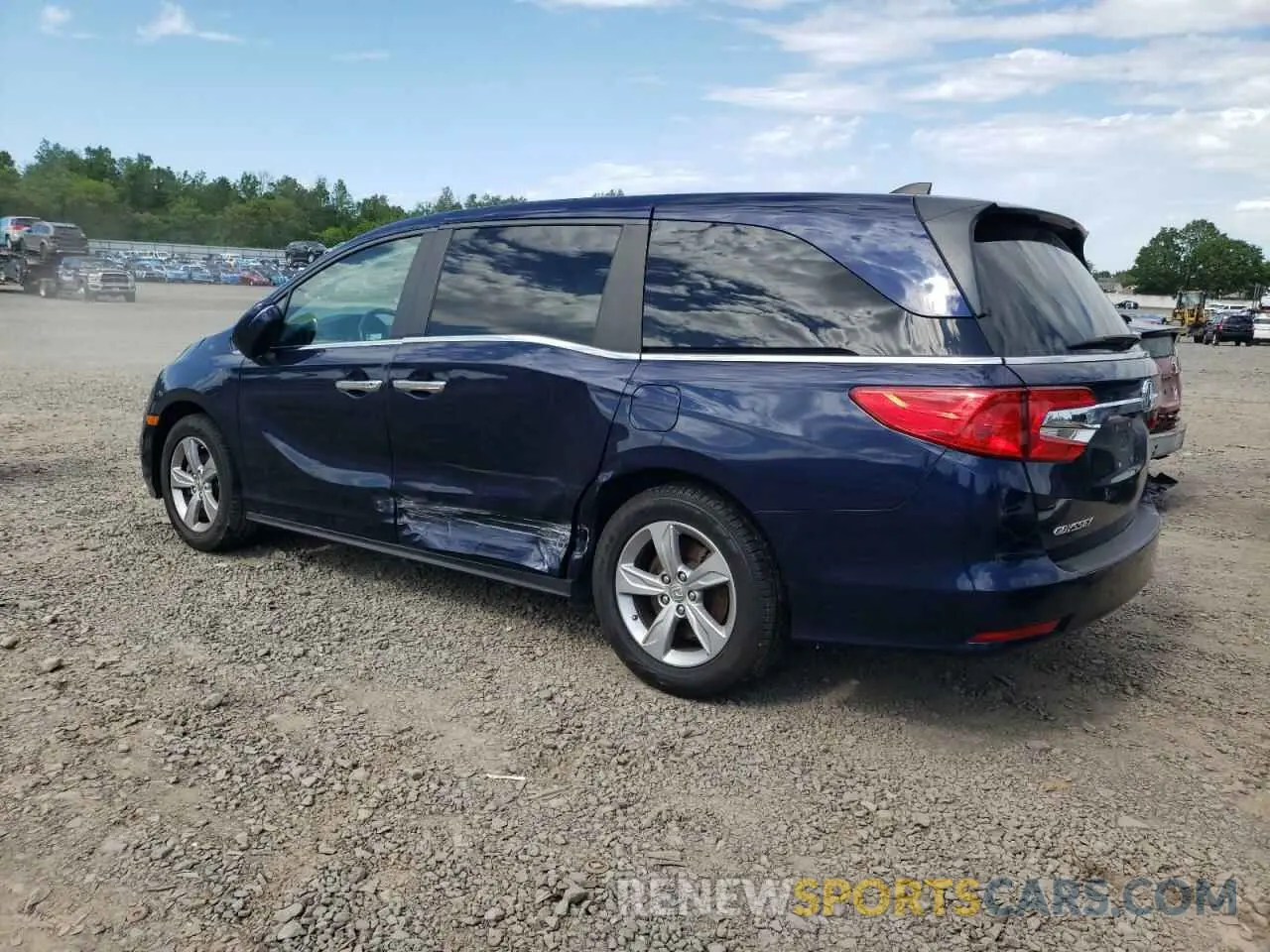 2 fotografías del automóvil dañado 5FNRL6H76KB044267 HONDA All Models 2019