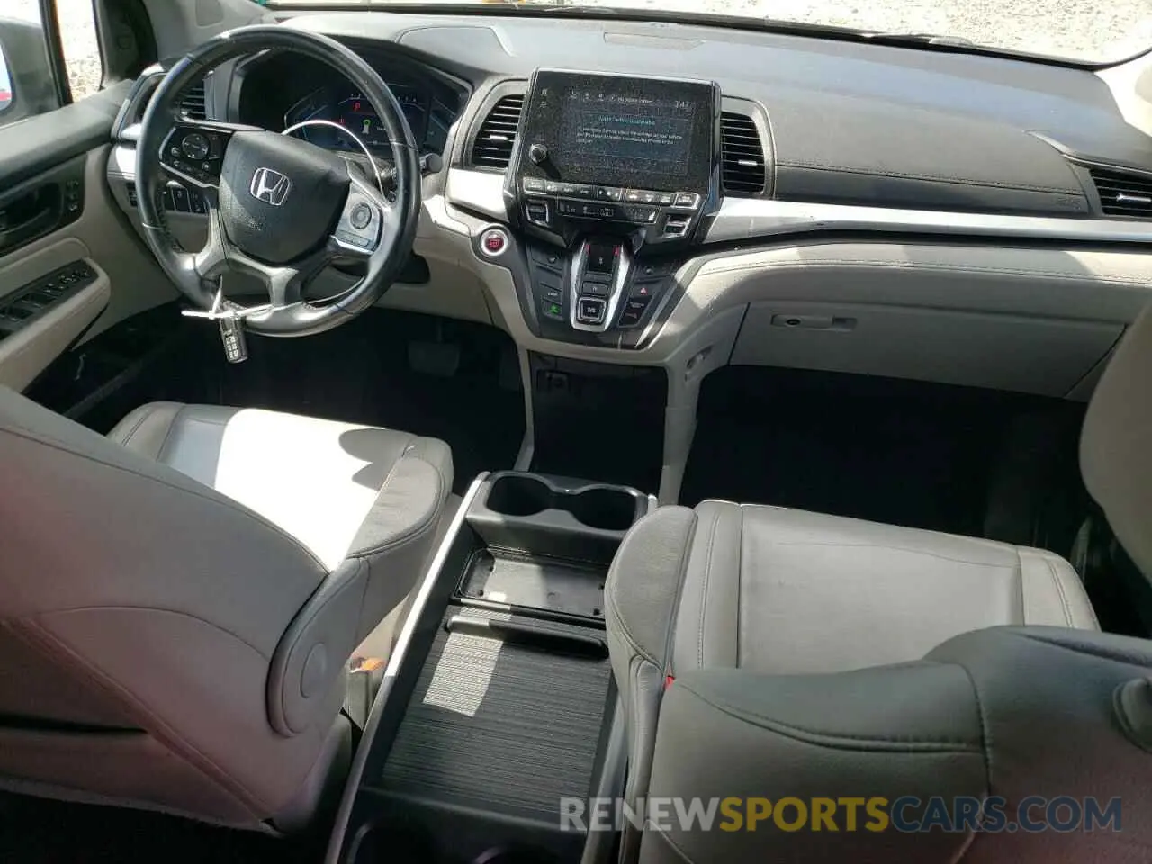 8 fotografías del automóvil dañado 5FNRL6H76KB044267 HONDA All Models 2019