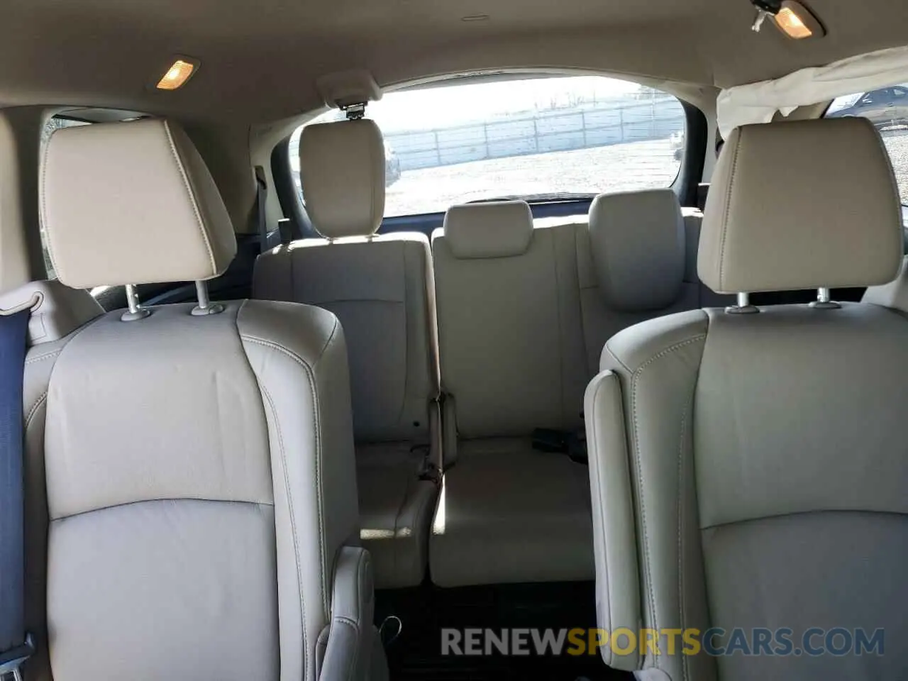 10 fotografías del automóvil dañado 5FNRL6H76KB058458 HONDA All Models 2019