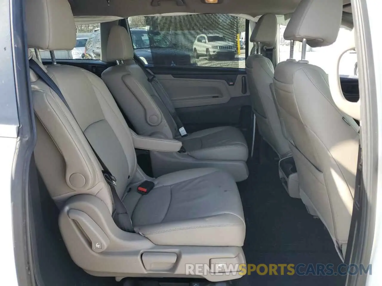 11 fotografías del automóvil dañado 5FNRL6H76KB058458 HONDA All Models 2019