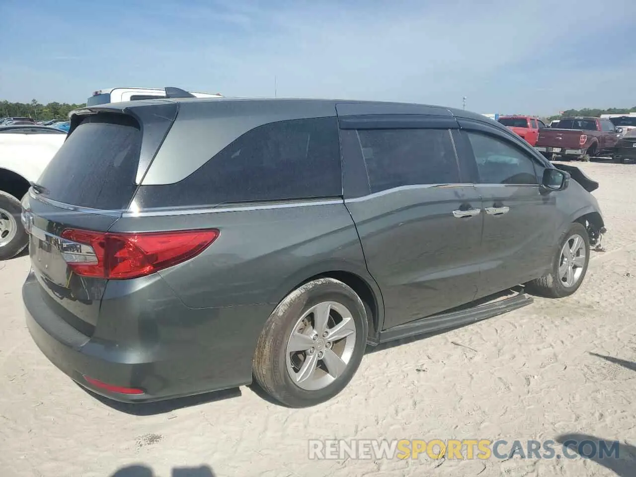 3 fotografías del automóvil dañado 5FNRL6H77KB011231 HONDA All Models 2019
