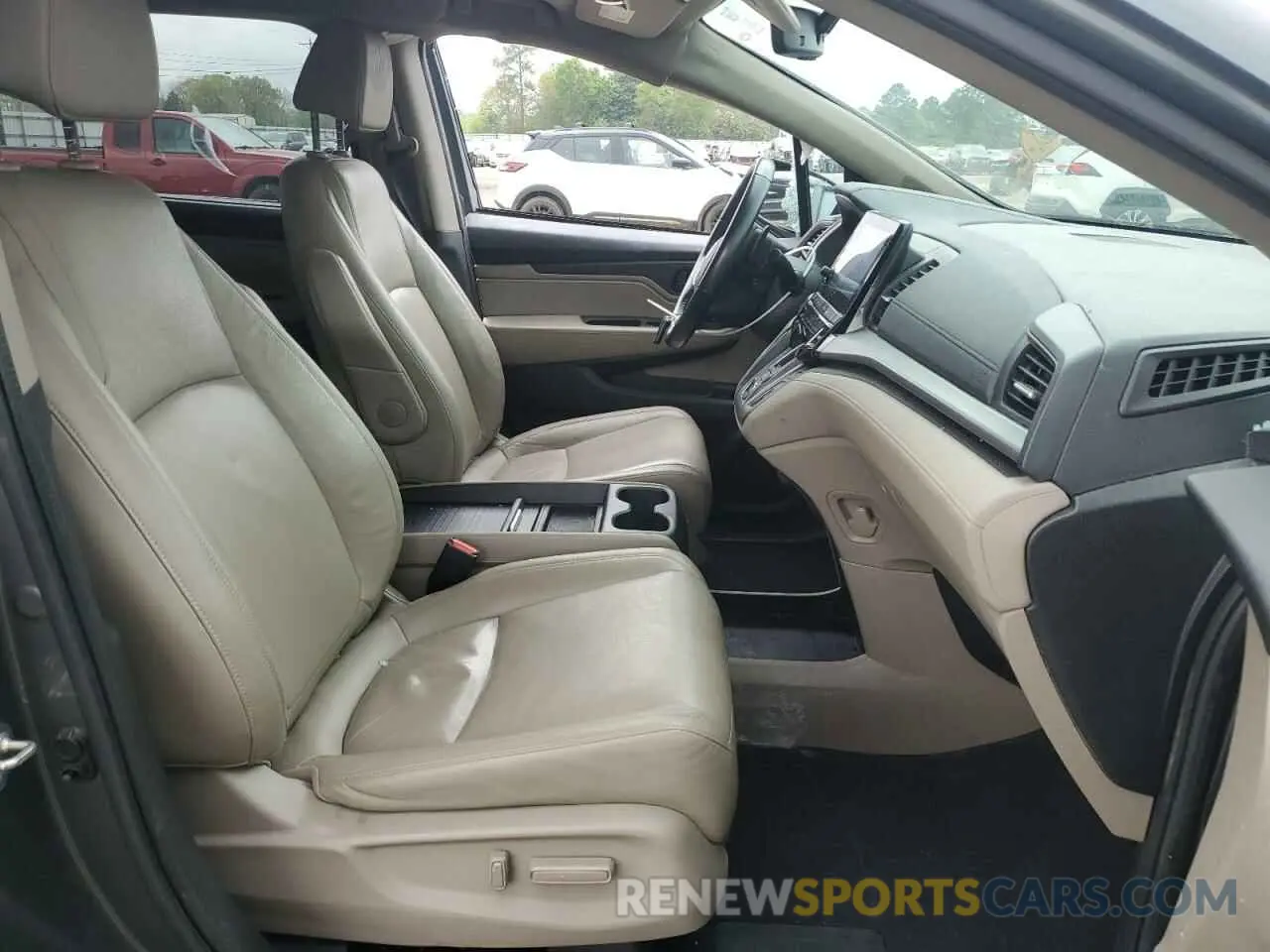 7 fotografías del automóvil dañado 5FNRL6H78KB071079 HONDA All Models 2019