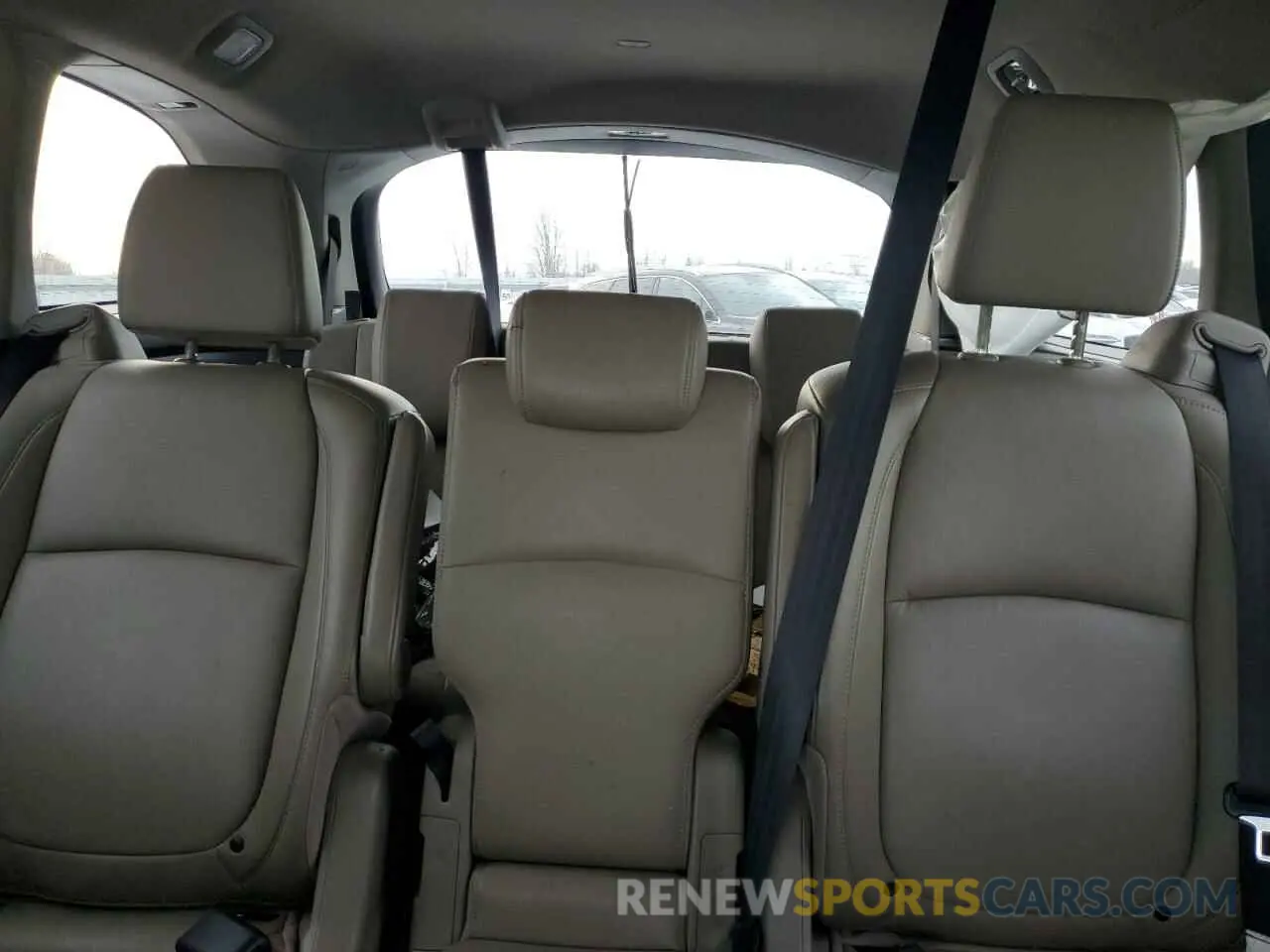 10 fotografías del automóvil dañado 5FNRL6H78KB095673 HONDA All Models 2019