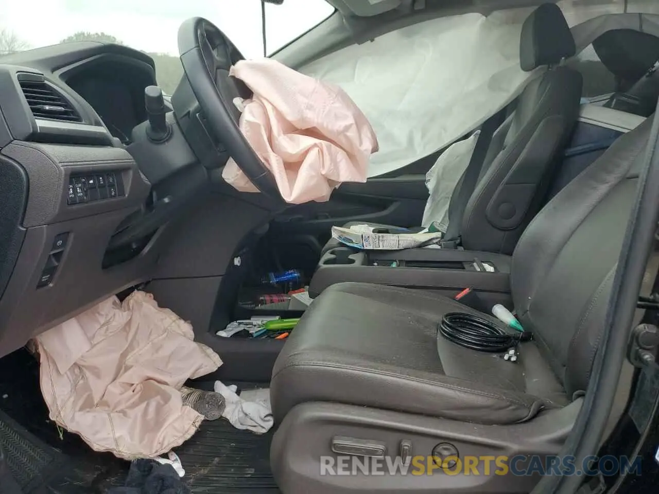 7 fotografías del automóvil dañado 5FNRL6H78KB117655 HONDA All Models 2019