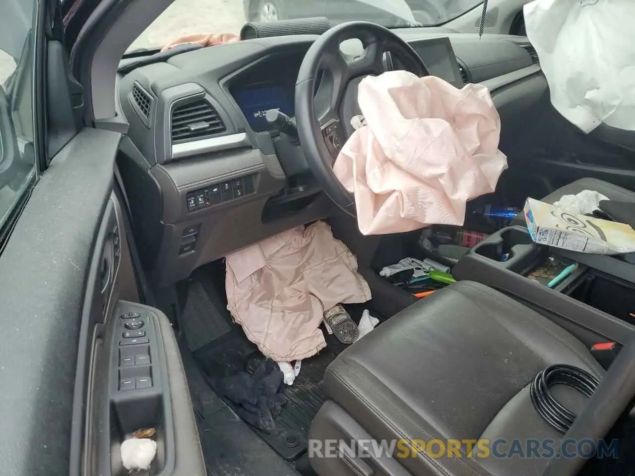 8 fotografías del automóvil dañado 5FNRL6H78KB117655 HONDA All Models 2019