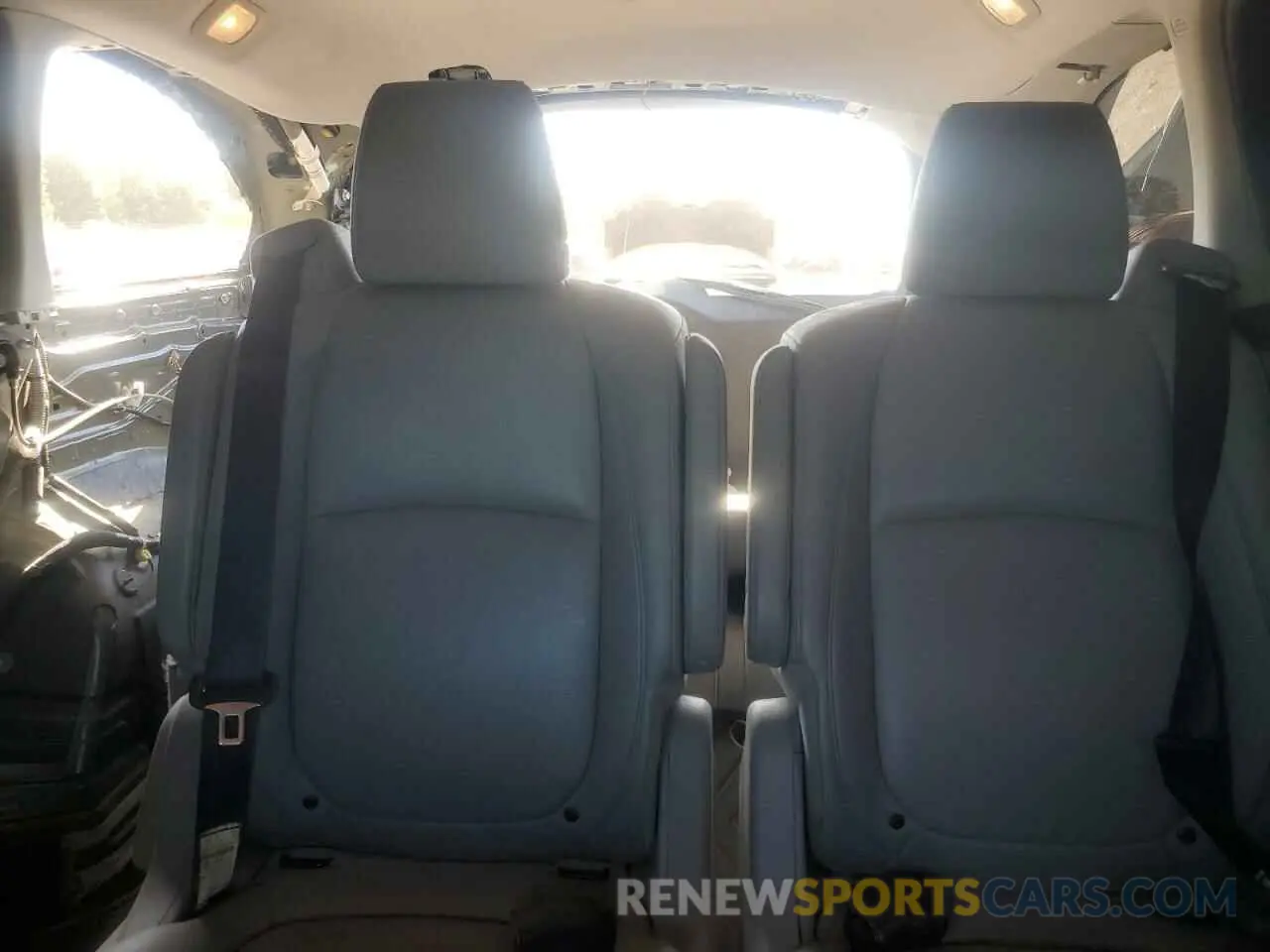 10 fotografías del automóvil dañado 5FNRL6H79KB045249 HONDA All Models 2019