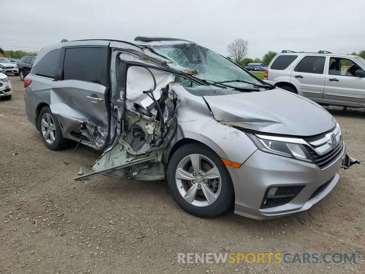 4 fotografías del automóvil dañado 5FNRL6H7XKB049729 HONDA All Models 2019