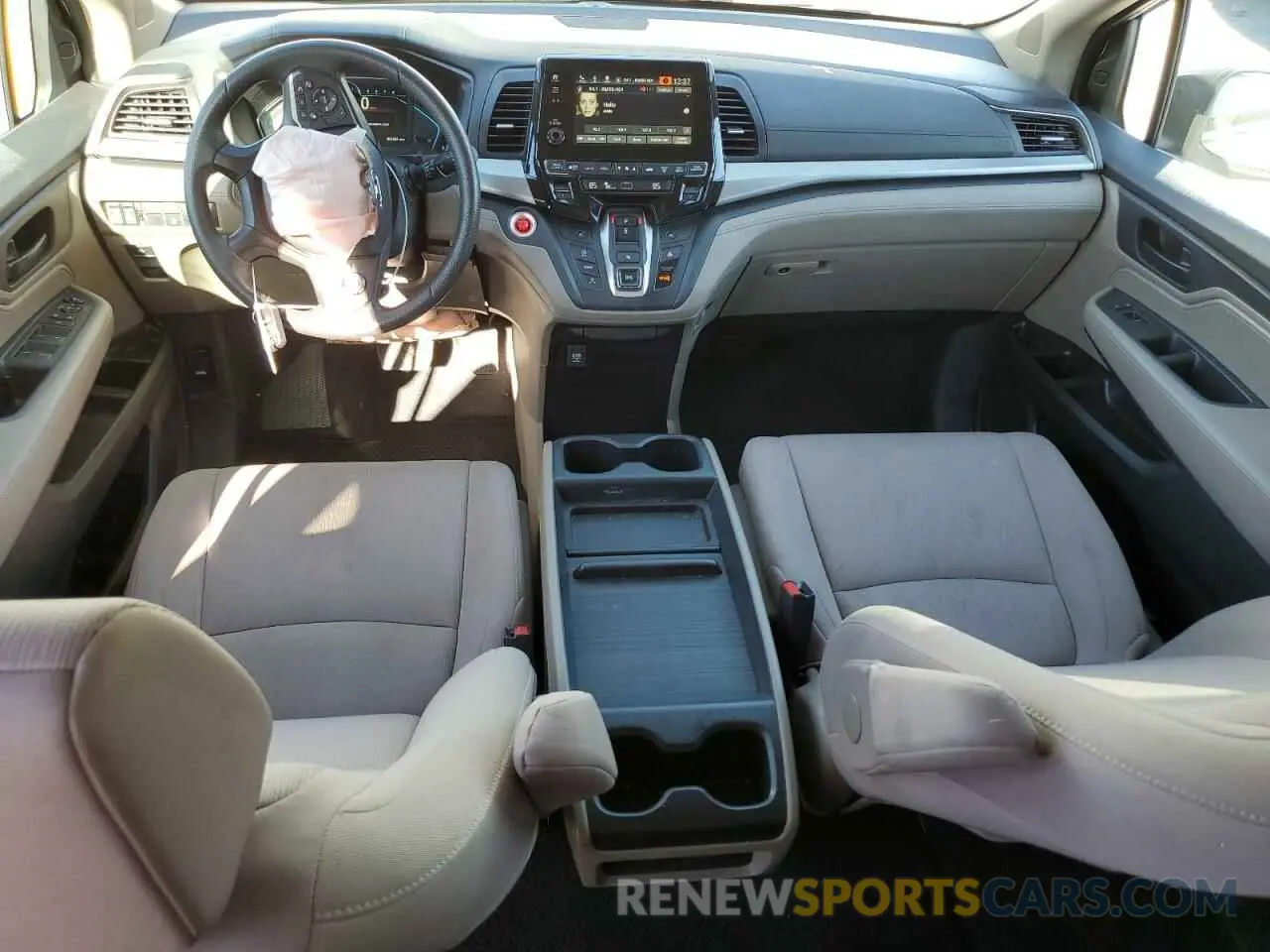 8 fotografías del automóvil dañado 5FNRL6H51LB073191 HONDA All Models 2020