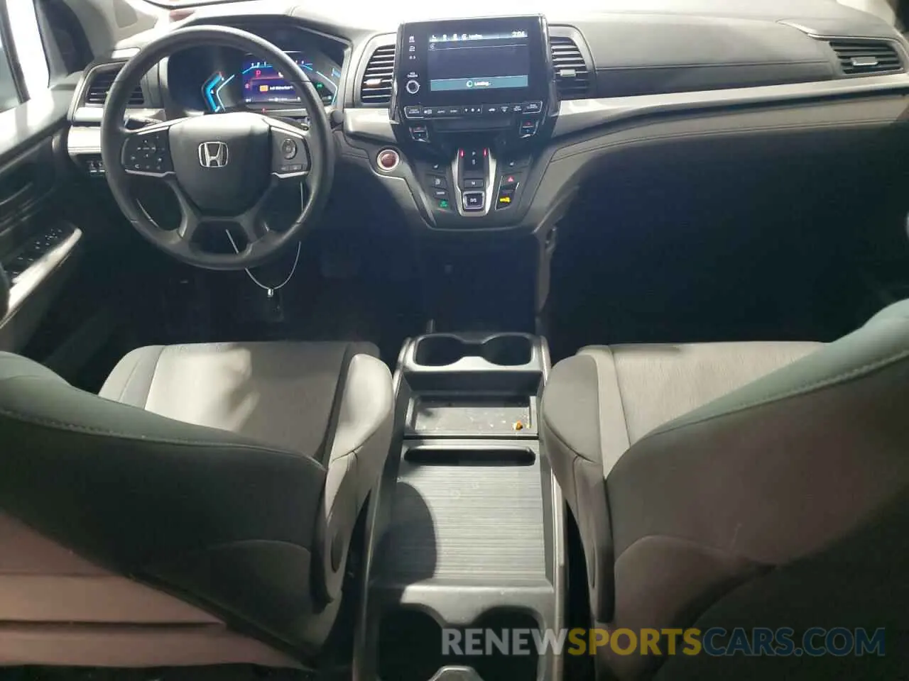 8 fotografías del automóvil dañado 5FNRL6H52LB012514 HONDA All Models 2020