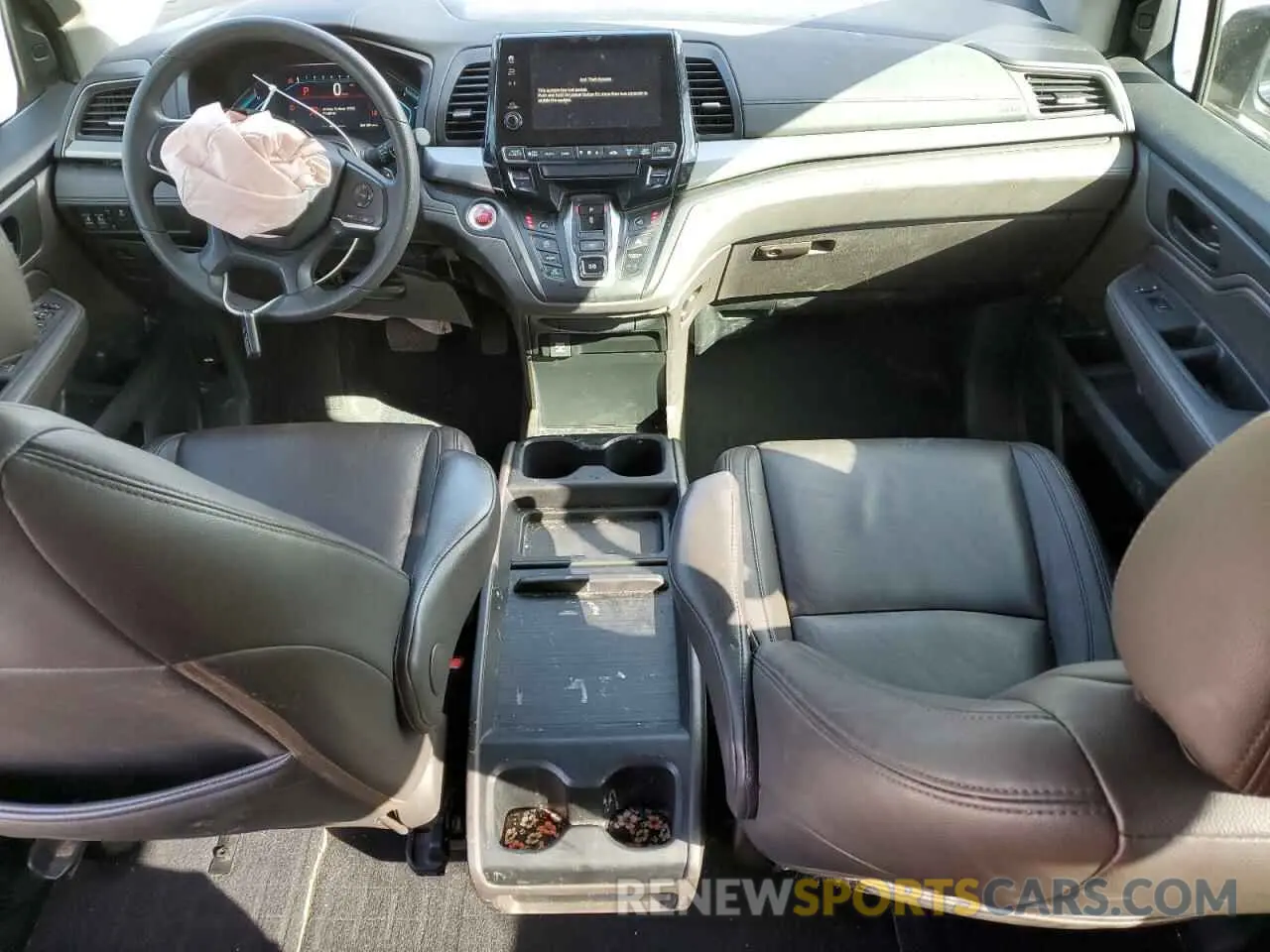 8 fotografías del automóvil dañado 5FNRL6H56LB065958 HONDA All Models 2020