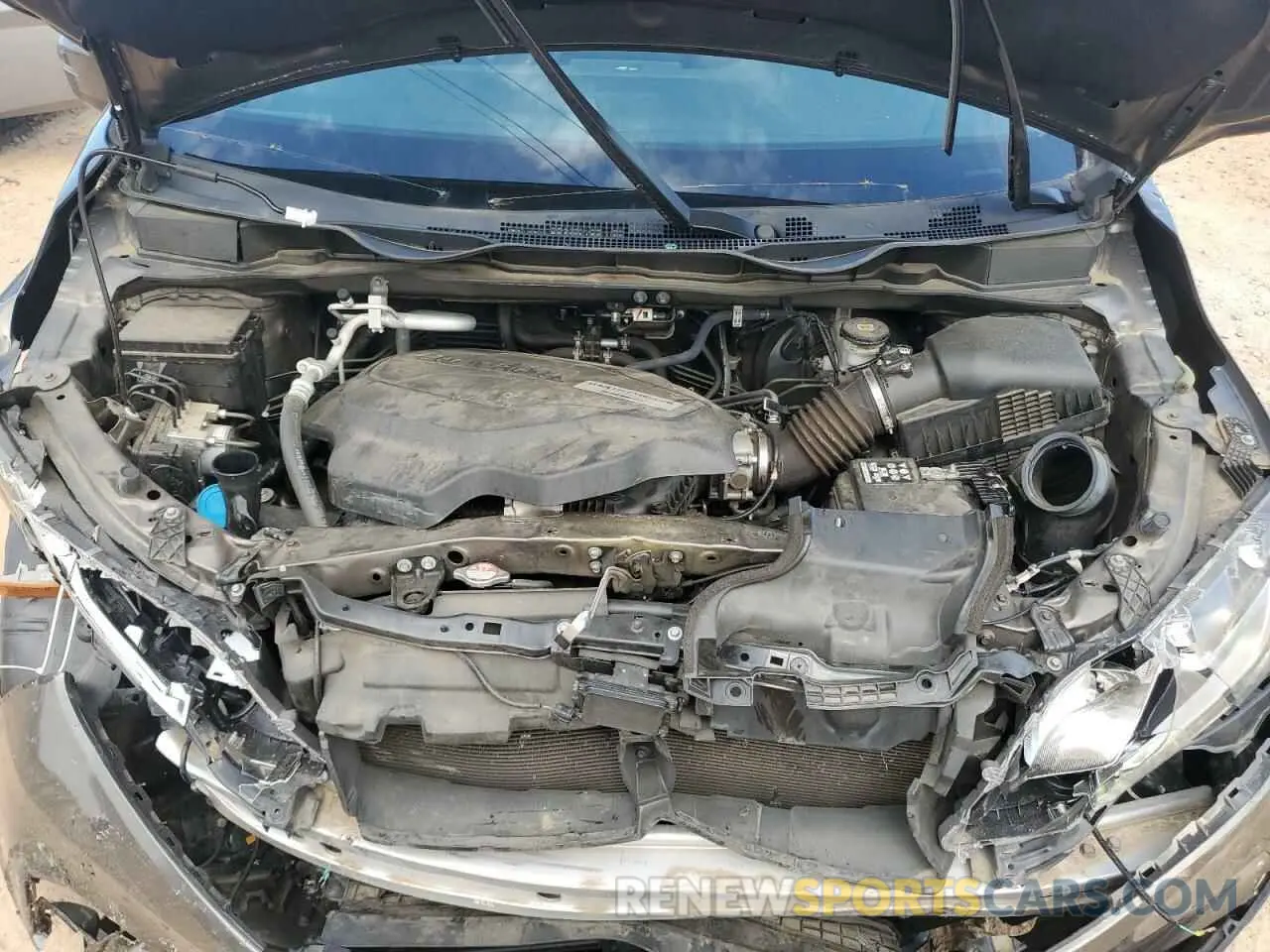 12 fotografías del automóvil dañado 5FNRL6H5XLB012518 HONDA All Models 2020