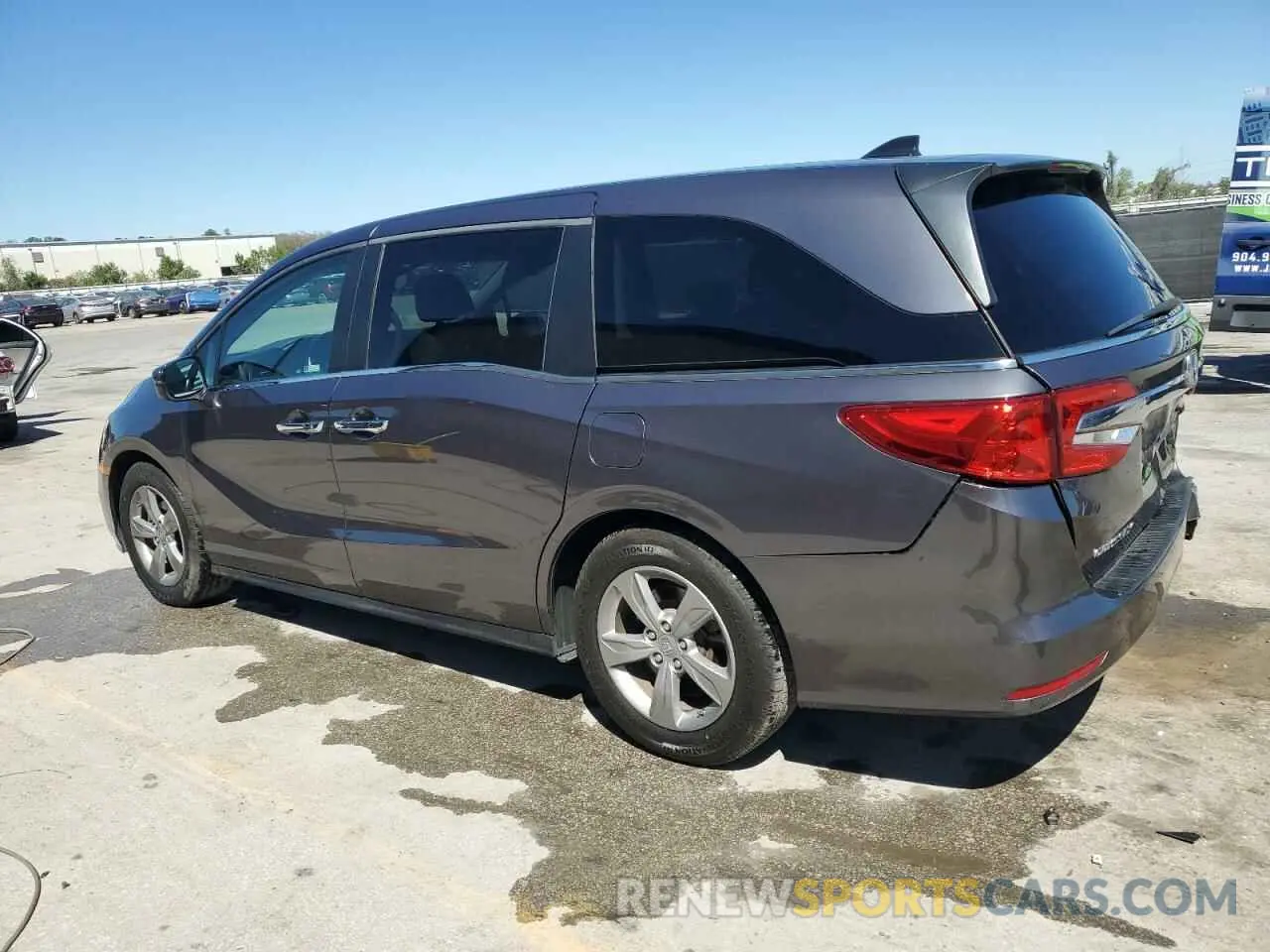 2 fotografías del automóvil dañado 5FNRL6H75LB068688 HONDA All Models 2020