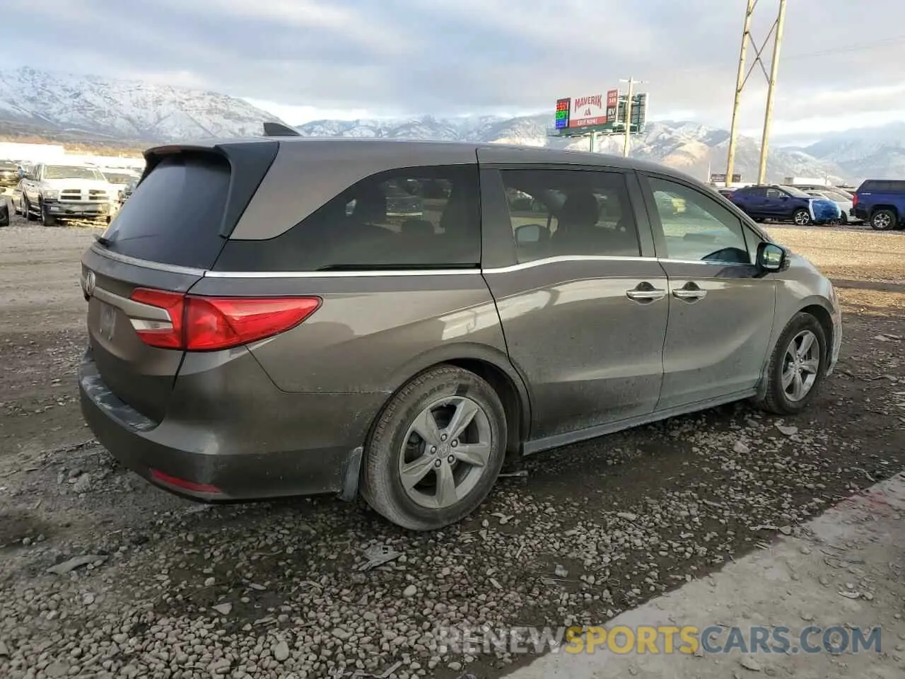 3 fotografías del automóvil dañado 5FNRL6H77LB027558 HONDA All Models 2020