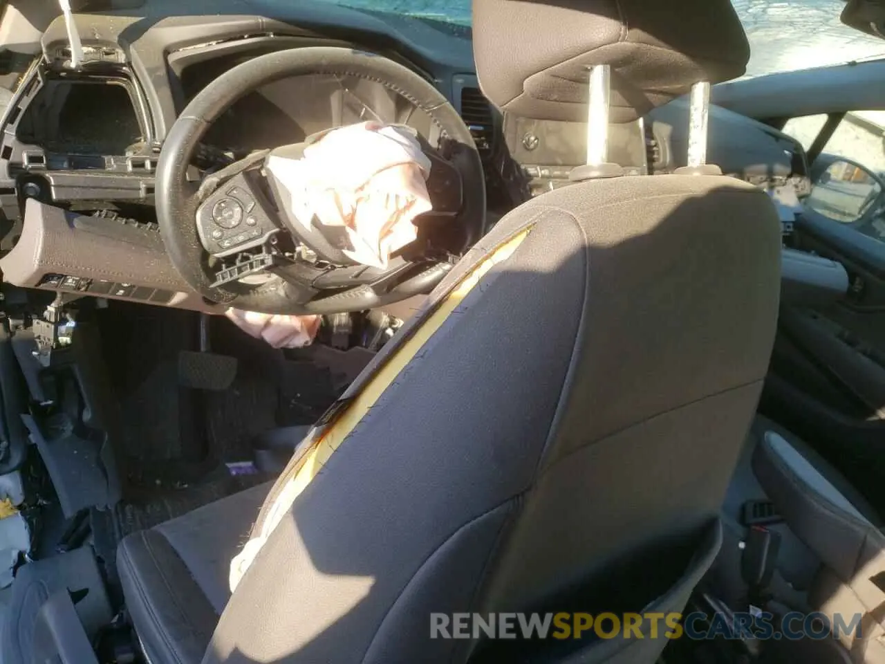 8 fotografías del automóvil dañado 5FNRL6H70MB011980 HONDA All Models 2021